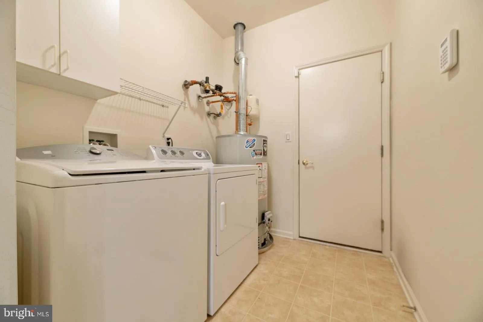 West Windsor, New Jersey 08550, United States, 2 Bedrooms Bedrooms, ,2 BathroomsBathrooms,Residential,Active,141487