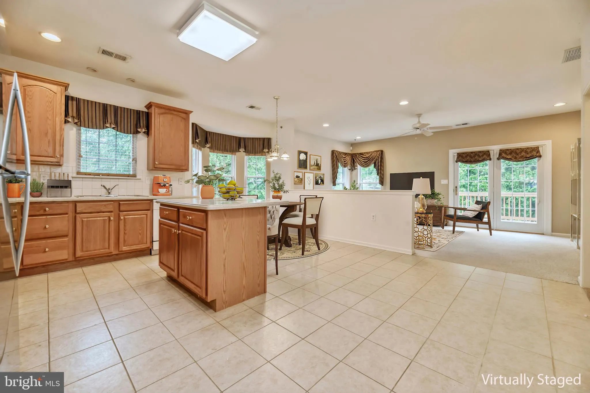 West Windsor, New Jersey 08550, United States, 2 Bedrooms Bedrooms, ,2 BathroomsBathrooms,Residential,Active,141487