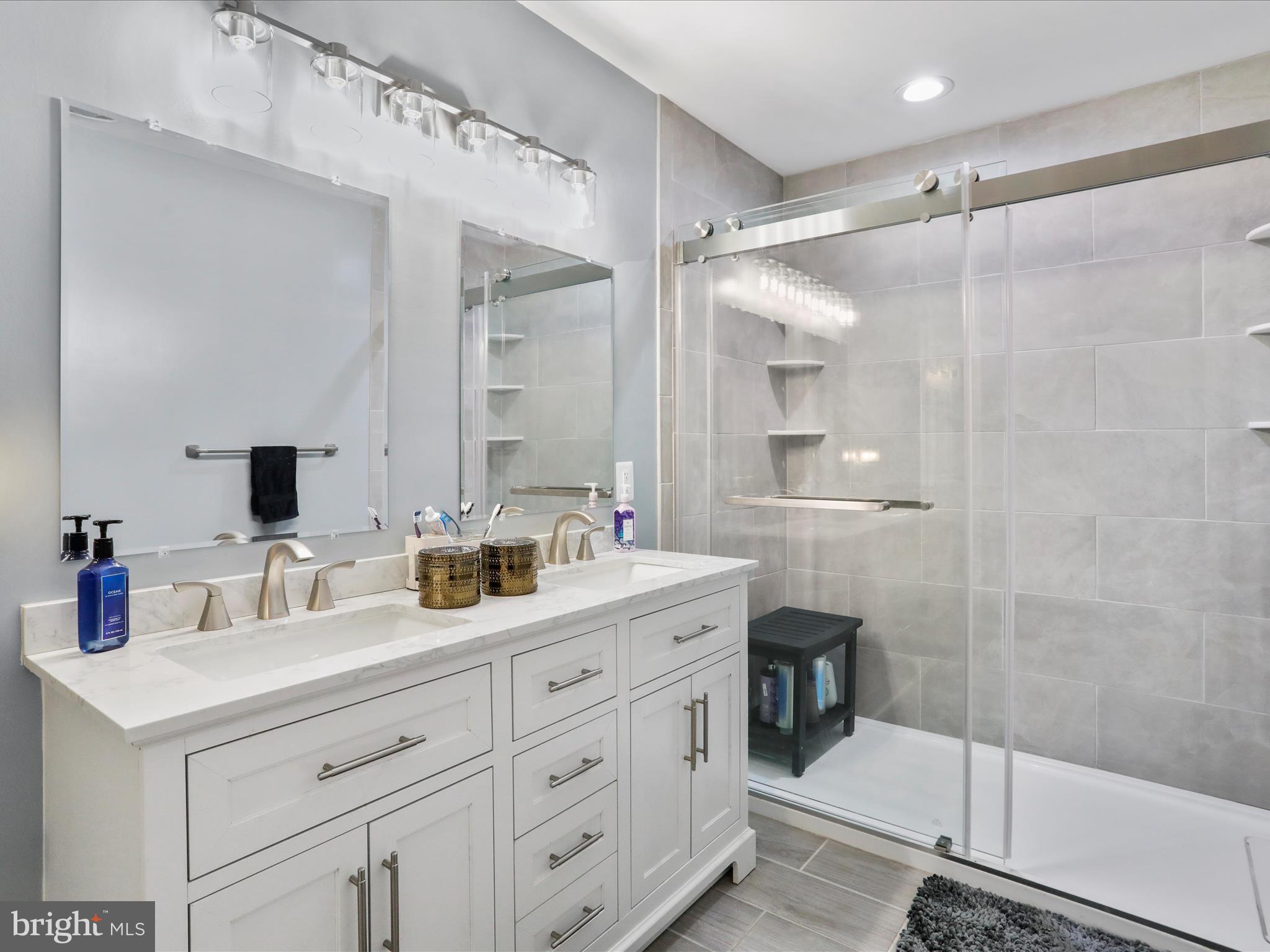 FOREST EDGE ESTATES - Residential