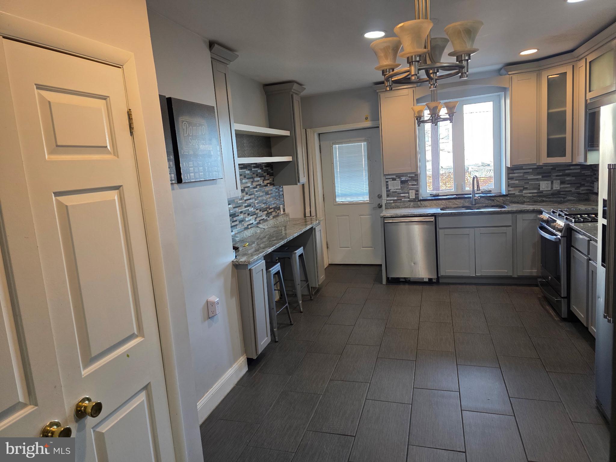 WASHINGTON VILLAGE - Residential