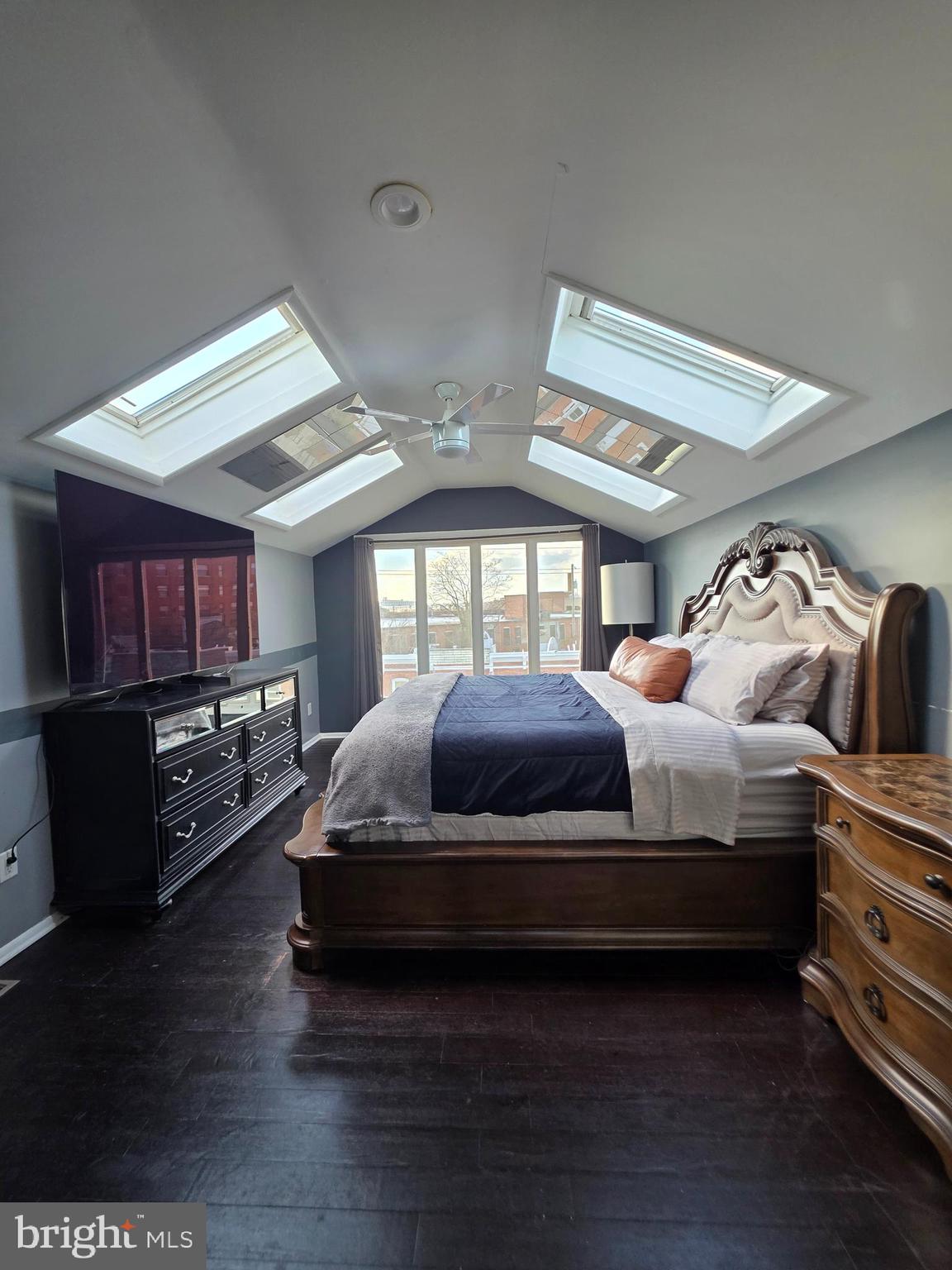 WASHINGTON VILLAGE - Residential