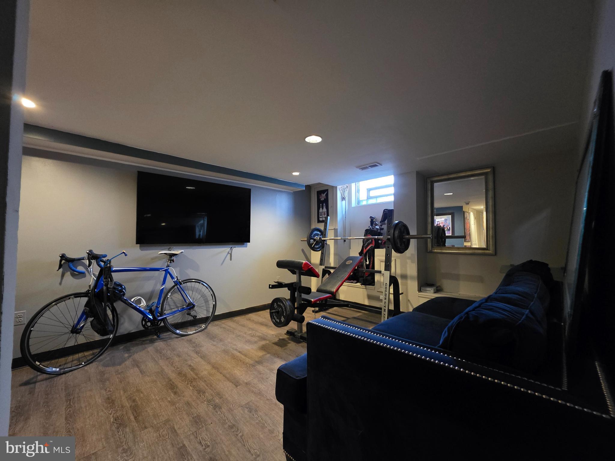 WASHINGTON VILLAGE - Residential