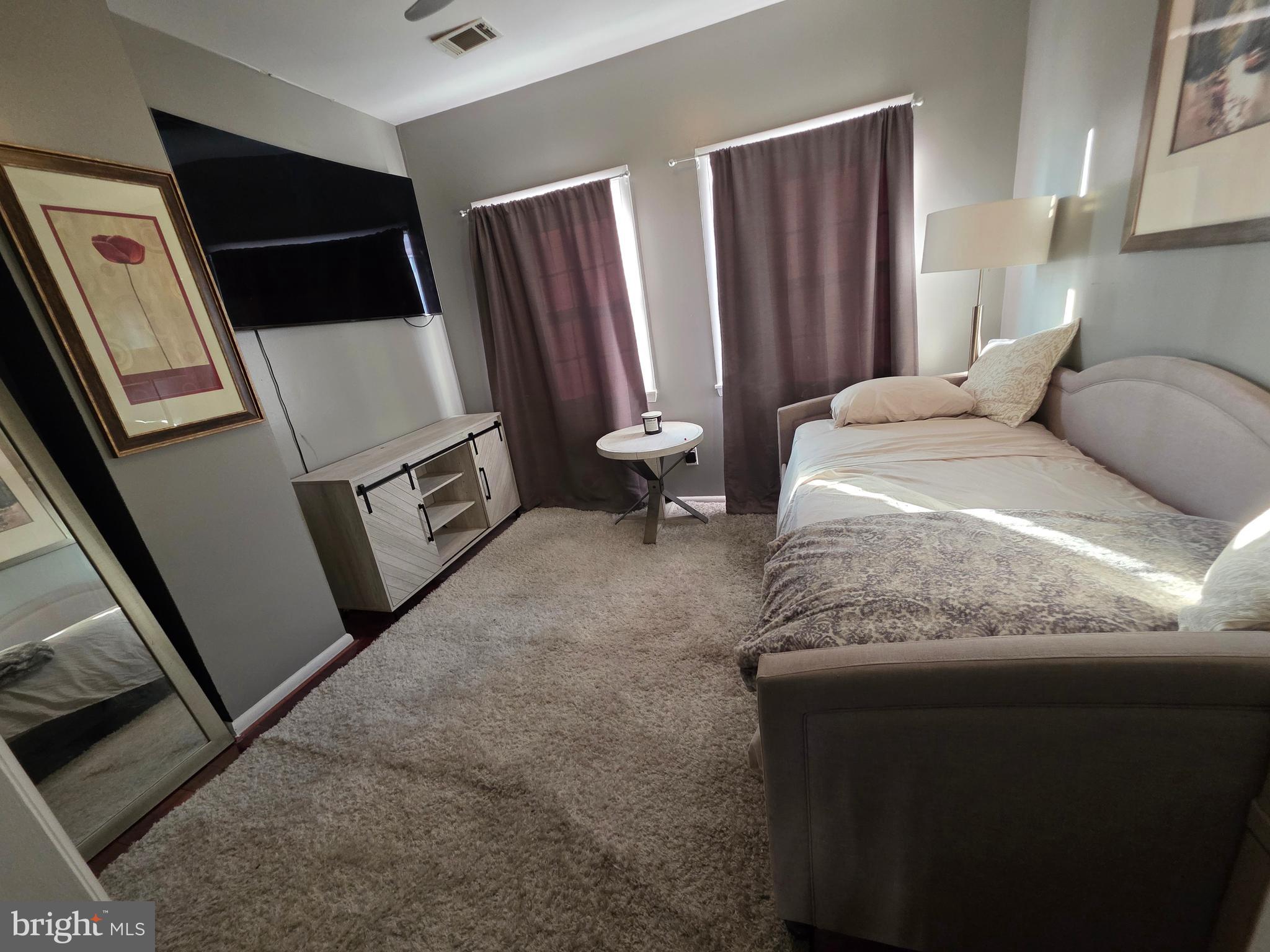 WASHINGTON VILLAGE - Residential