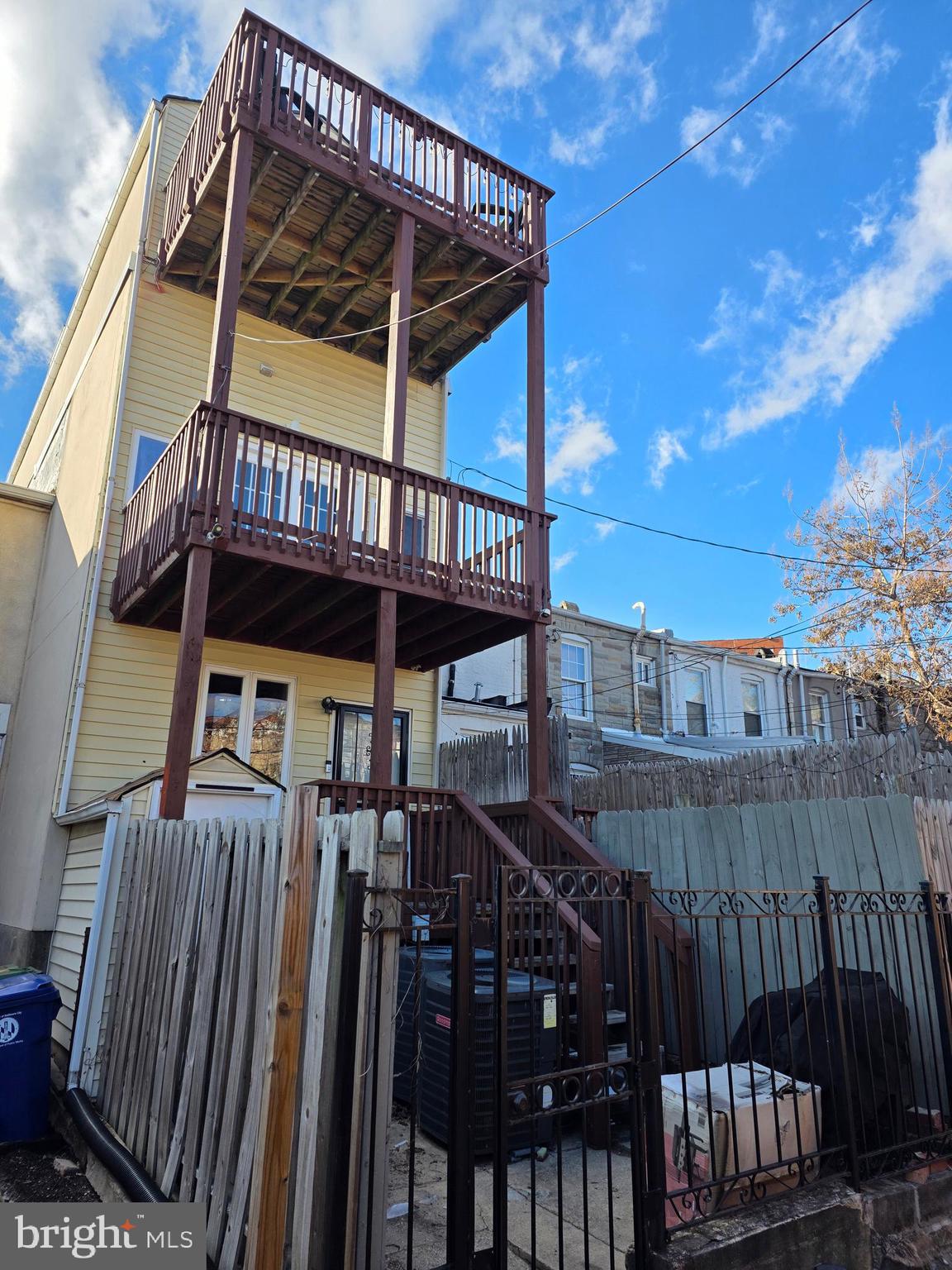 WASHINGTON VILLAGE - Residential