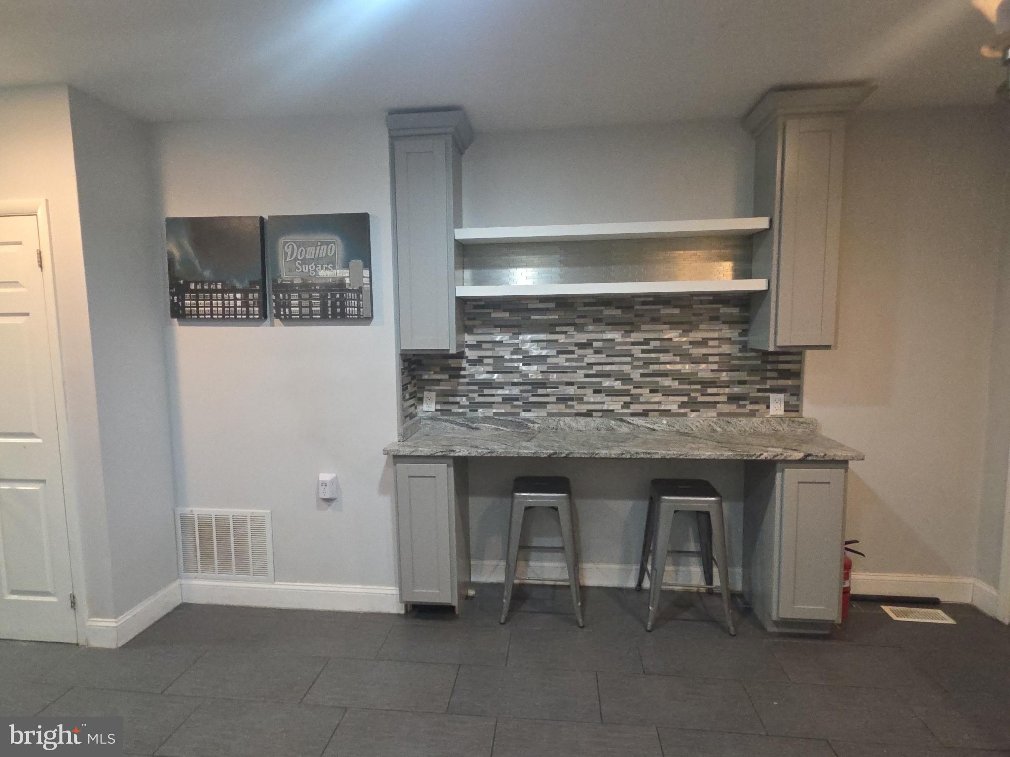 WASHINGTON VILLAGE - Residential