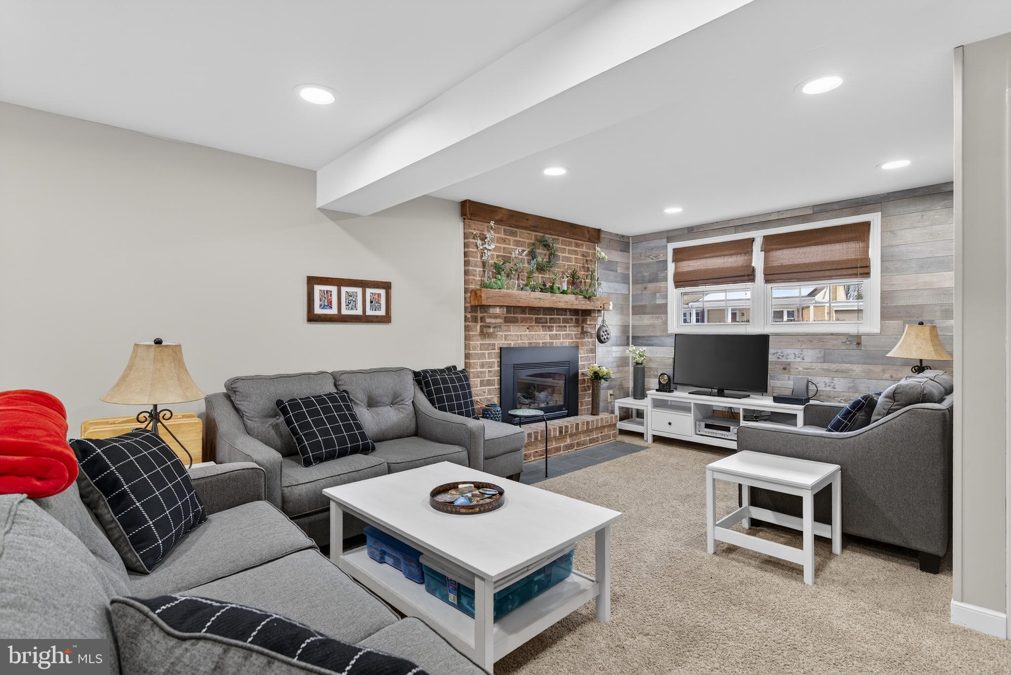 LITITZ BOROUGH - Residential