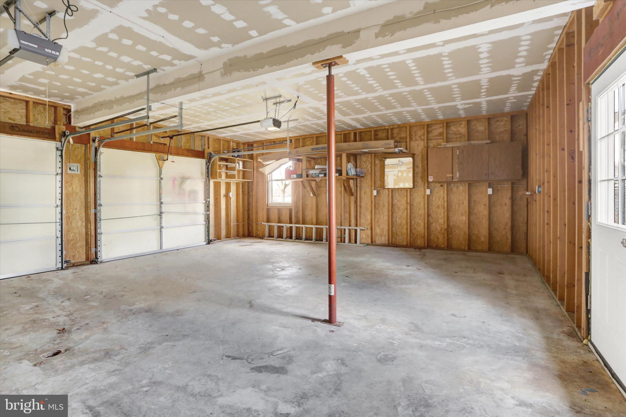 SPRINGVILLE POINT - Residential