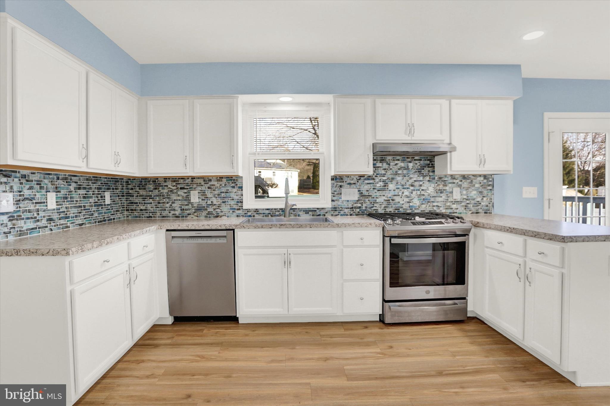 SPRINGVILLE POINT - Residential