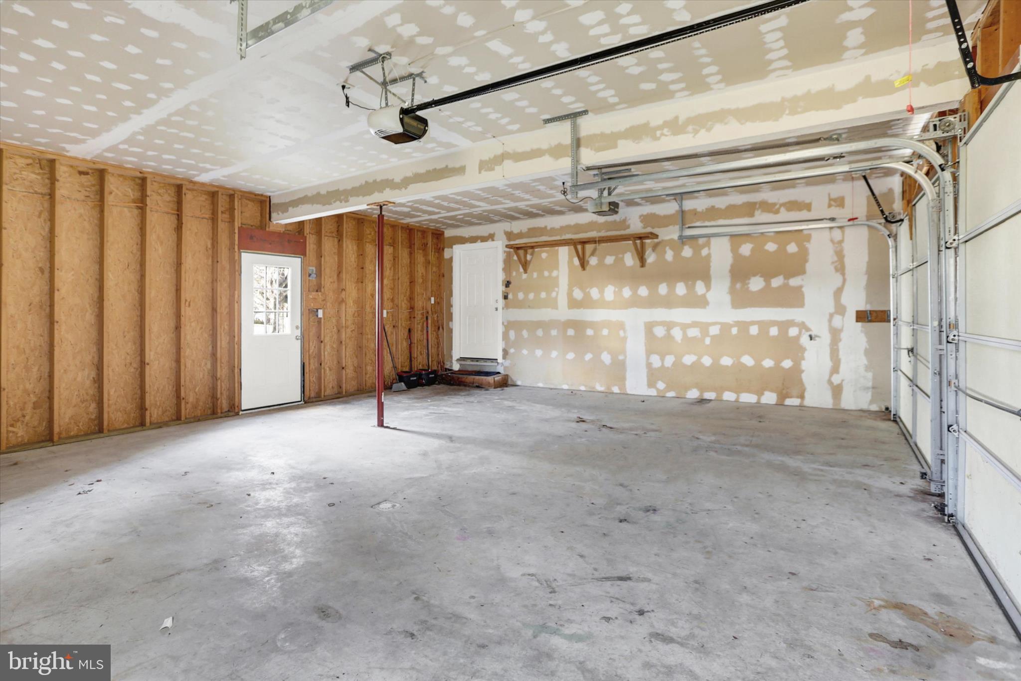 SPRINGVILLE POINT - Residential