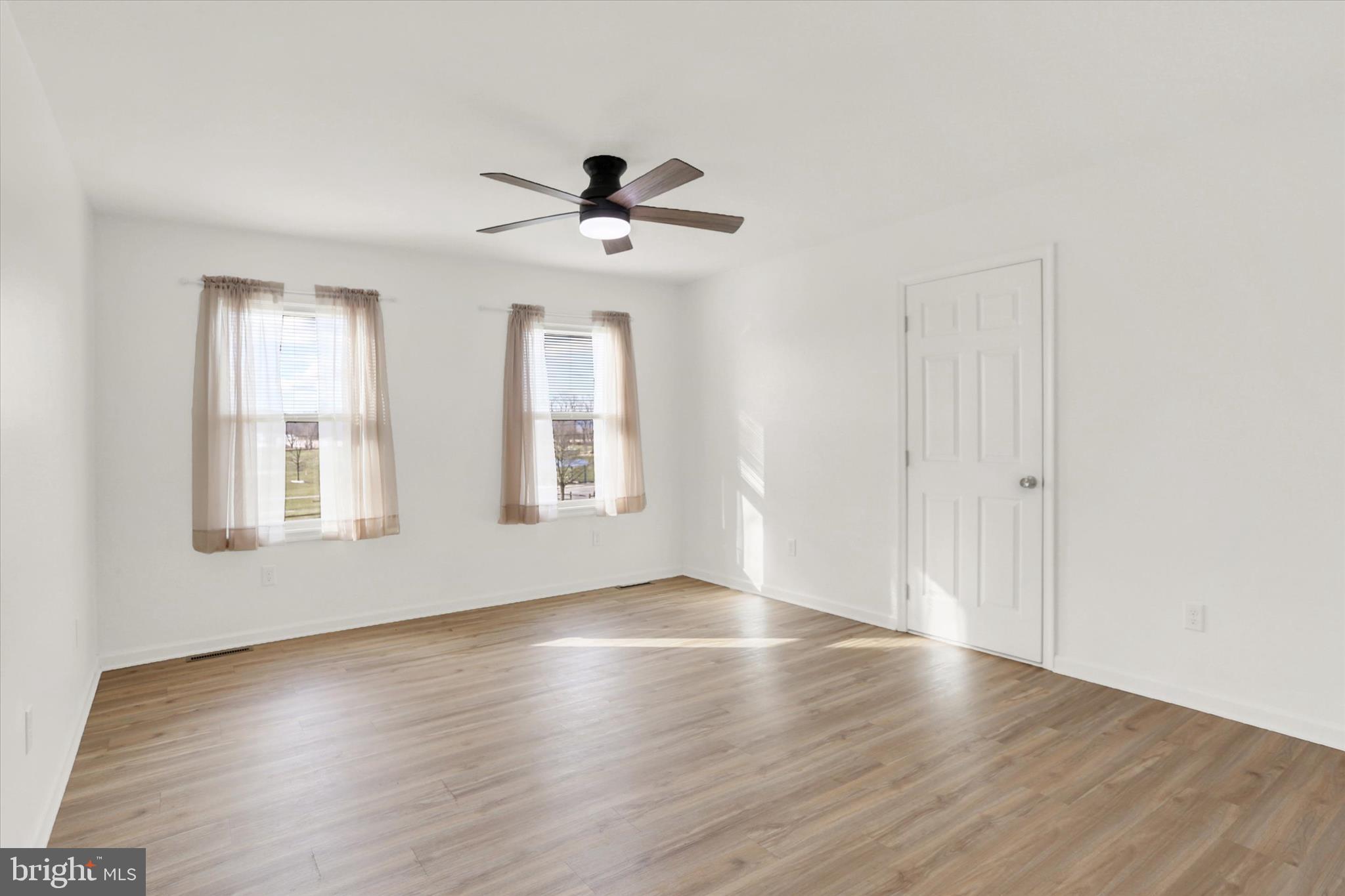 SPRINGVILLE POINT - Residential