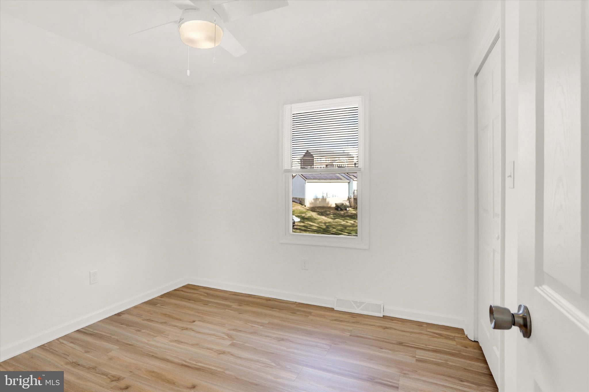 SPRINGVILLE POINT - Residential