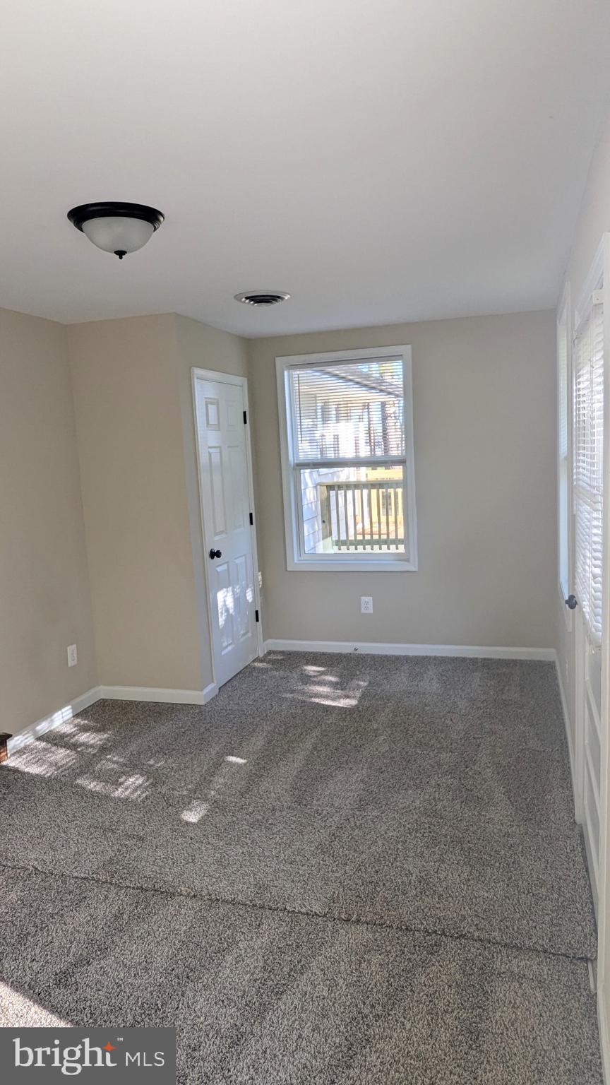 GOLDEN BEACH - Residential