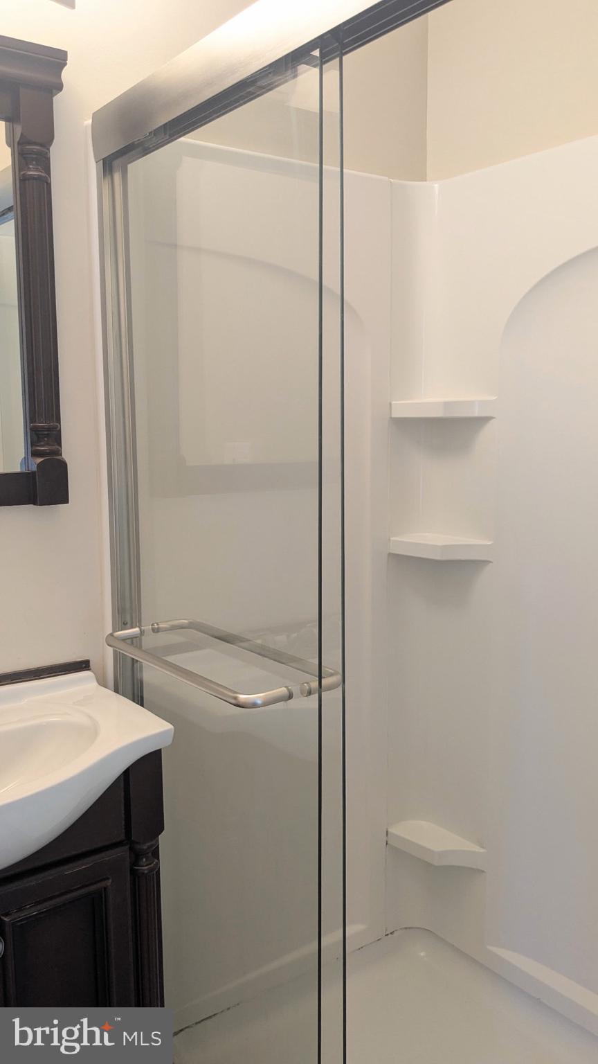 GOLDEN BEACH - Residential