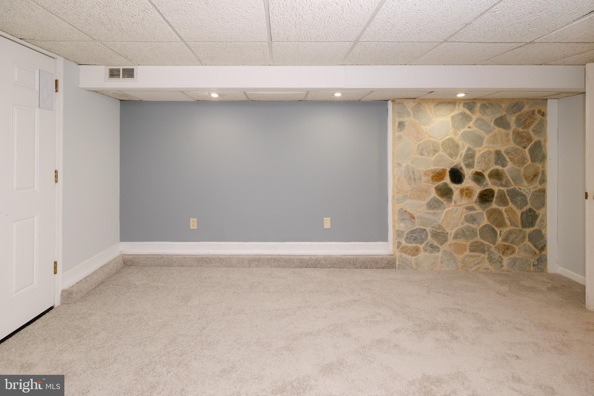 WYMAN PARK HAMPDEN - Residential