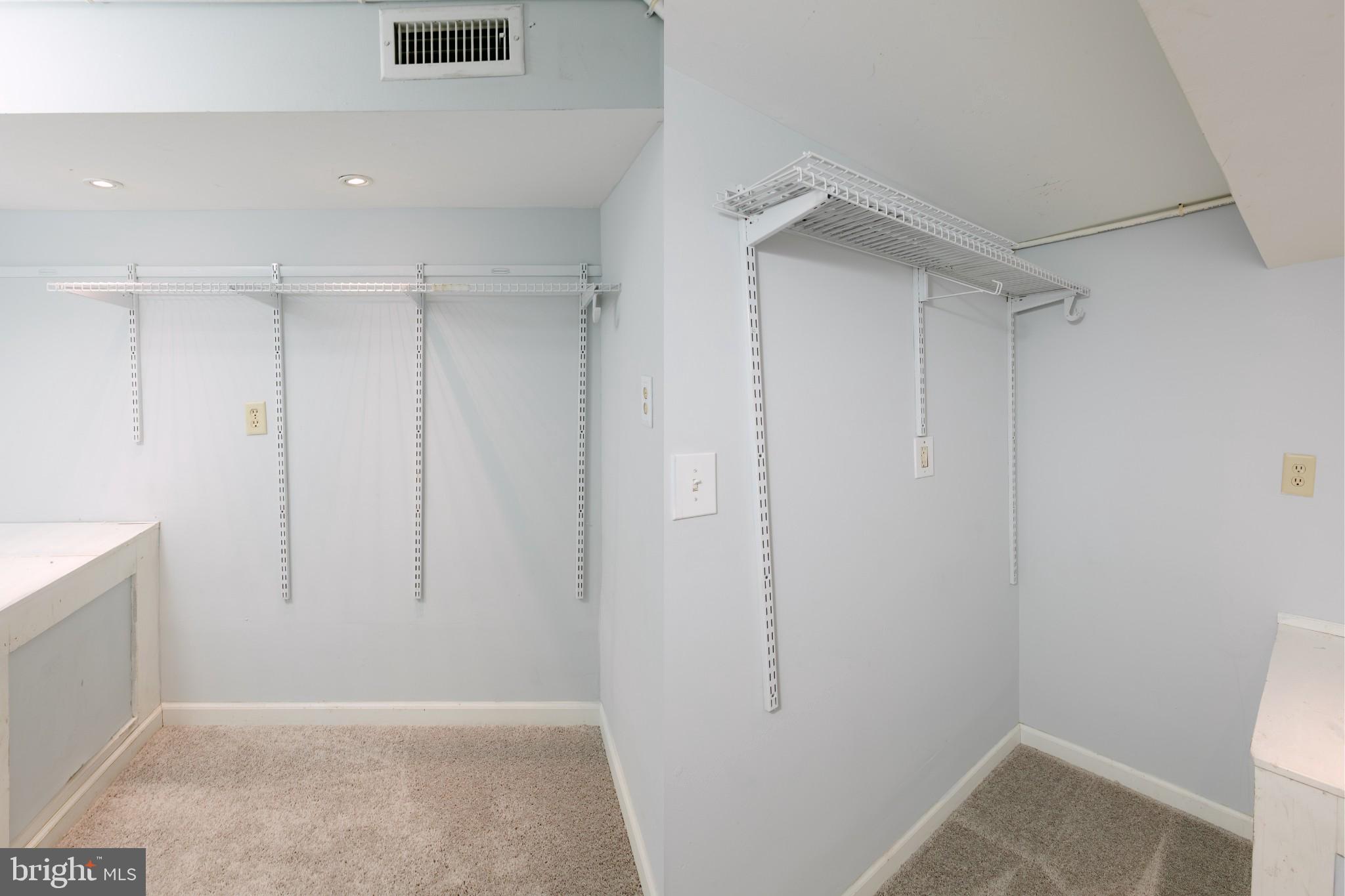 WYMAN PARK HAMPDEN - Residential