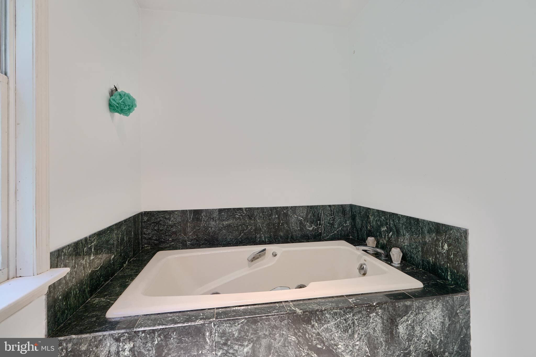 TUFTON FARMS - Residential Lease