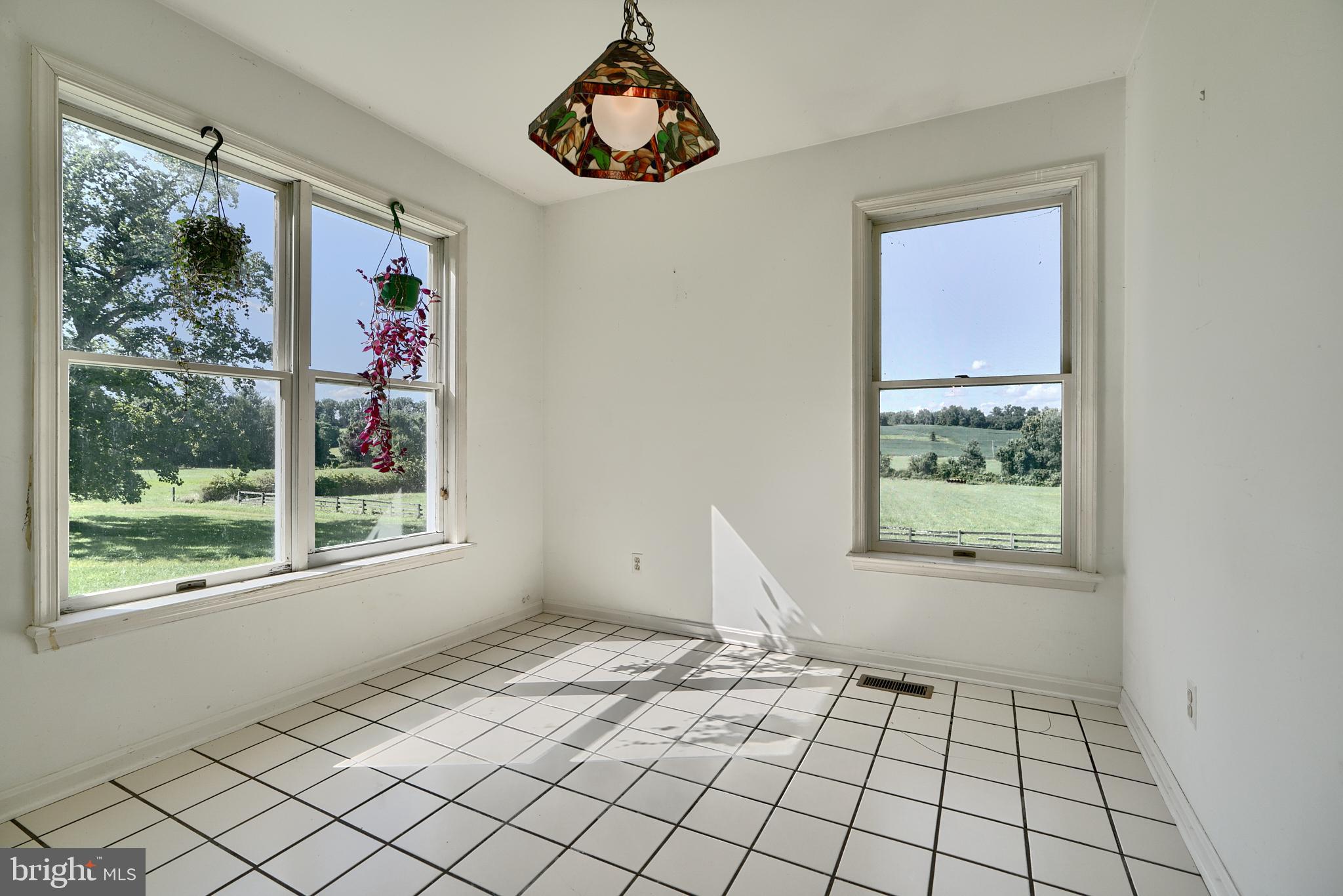 TUFTON FARMS - Residential Lease