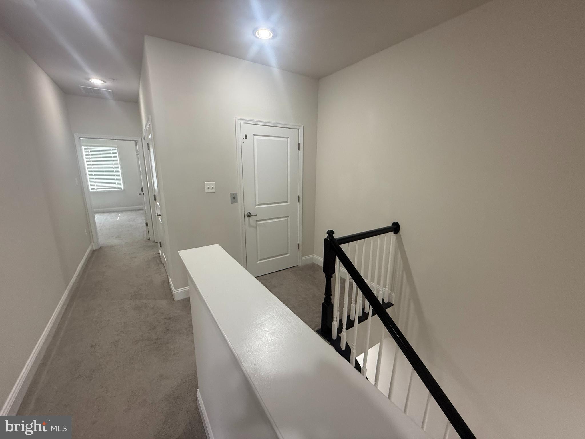 OXFORD SQUARE - Residential Lease