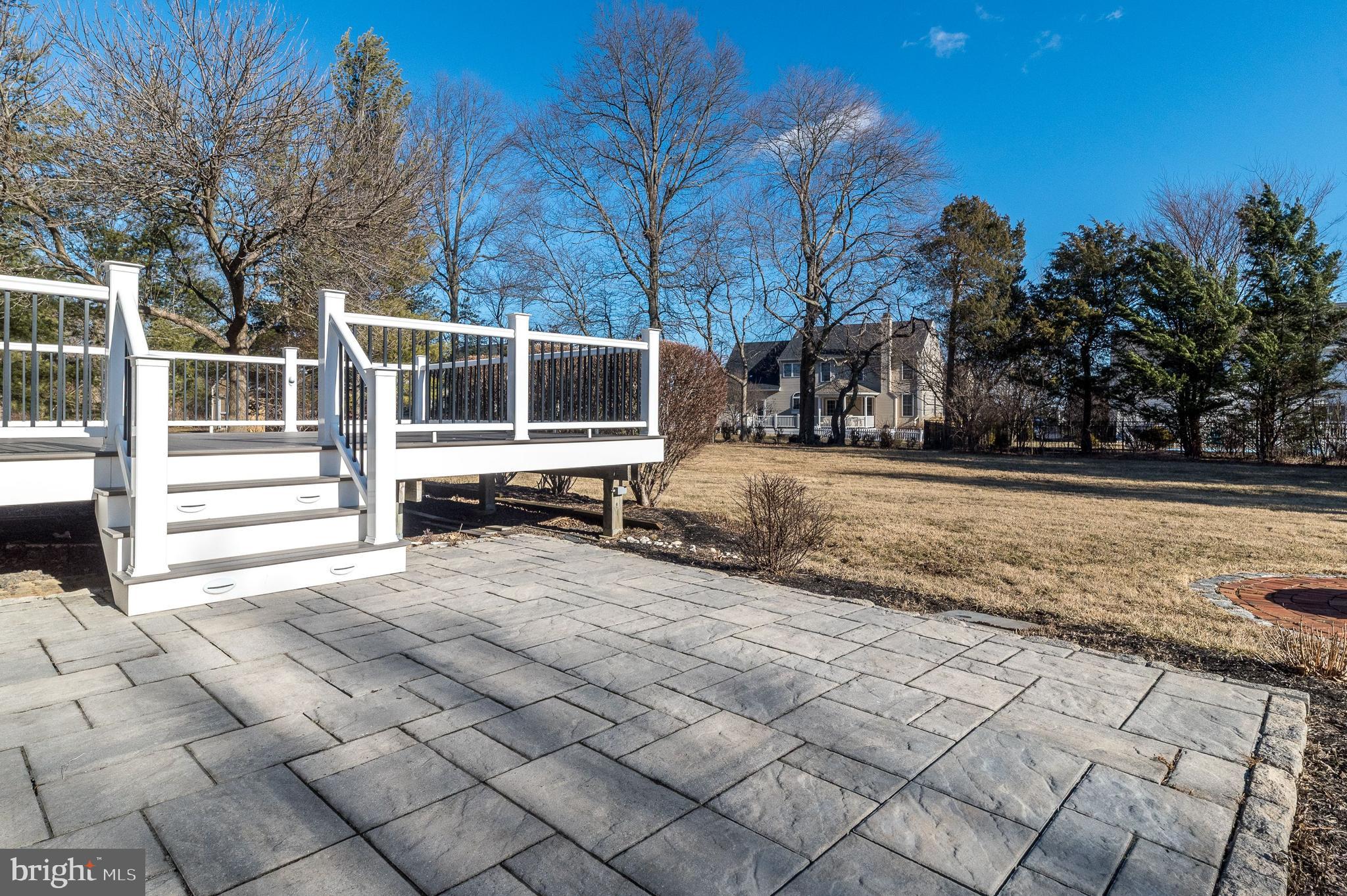 COUNTRY GREENE - Residential