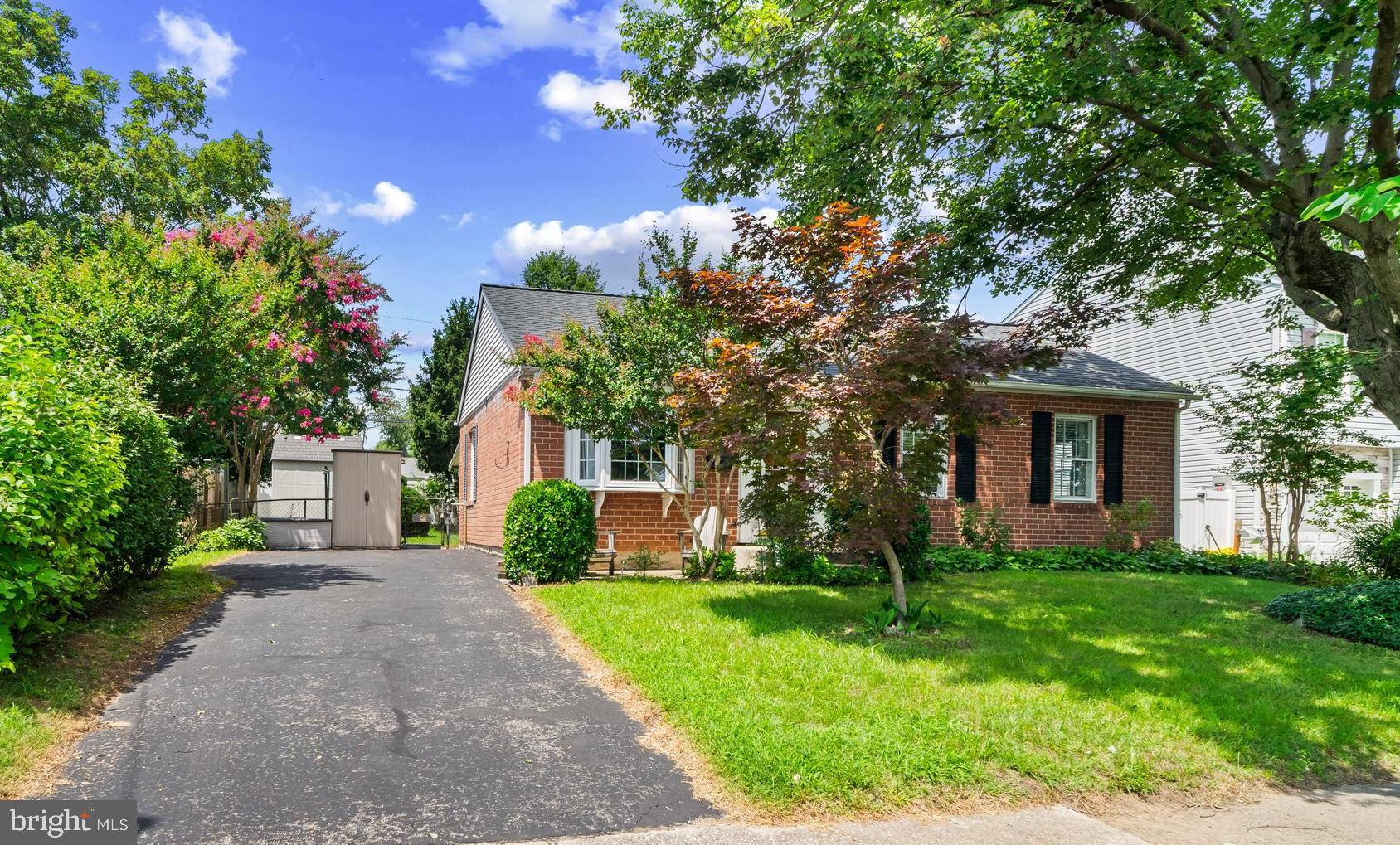 1316 MEADOWVALE ROAD