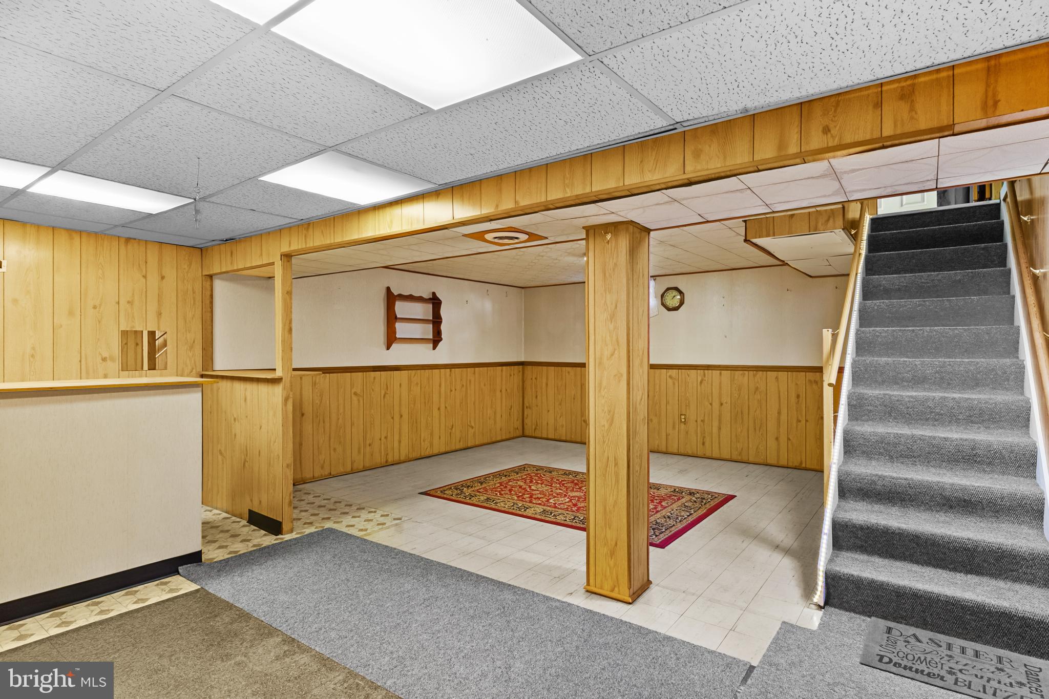 SUBURBIA - Residential