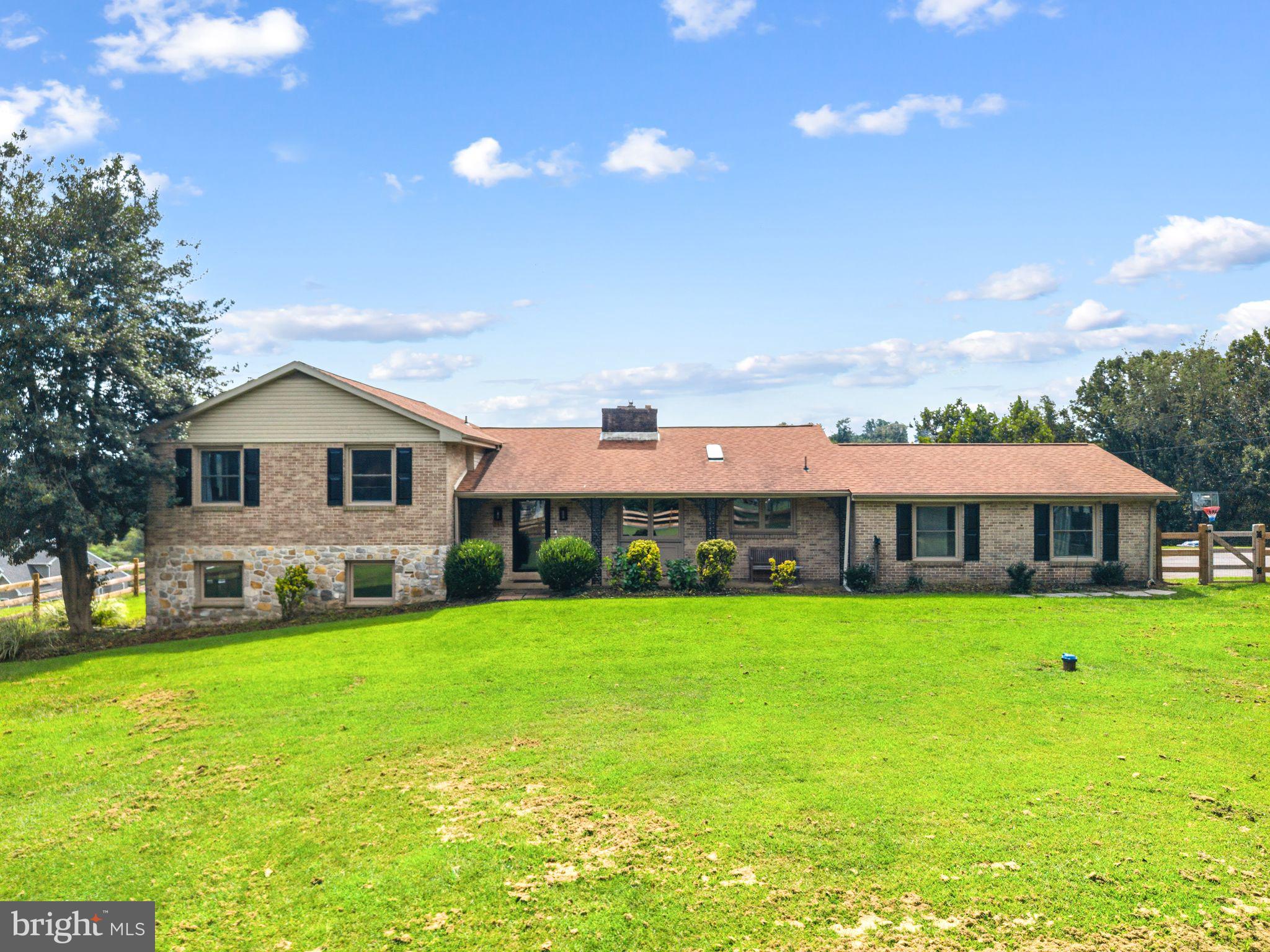 140 GOVERNOR MARKHAM DRIVE