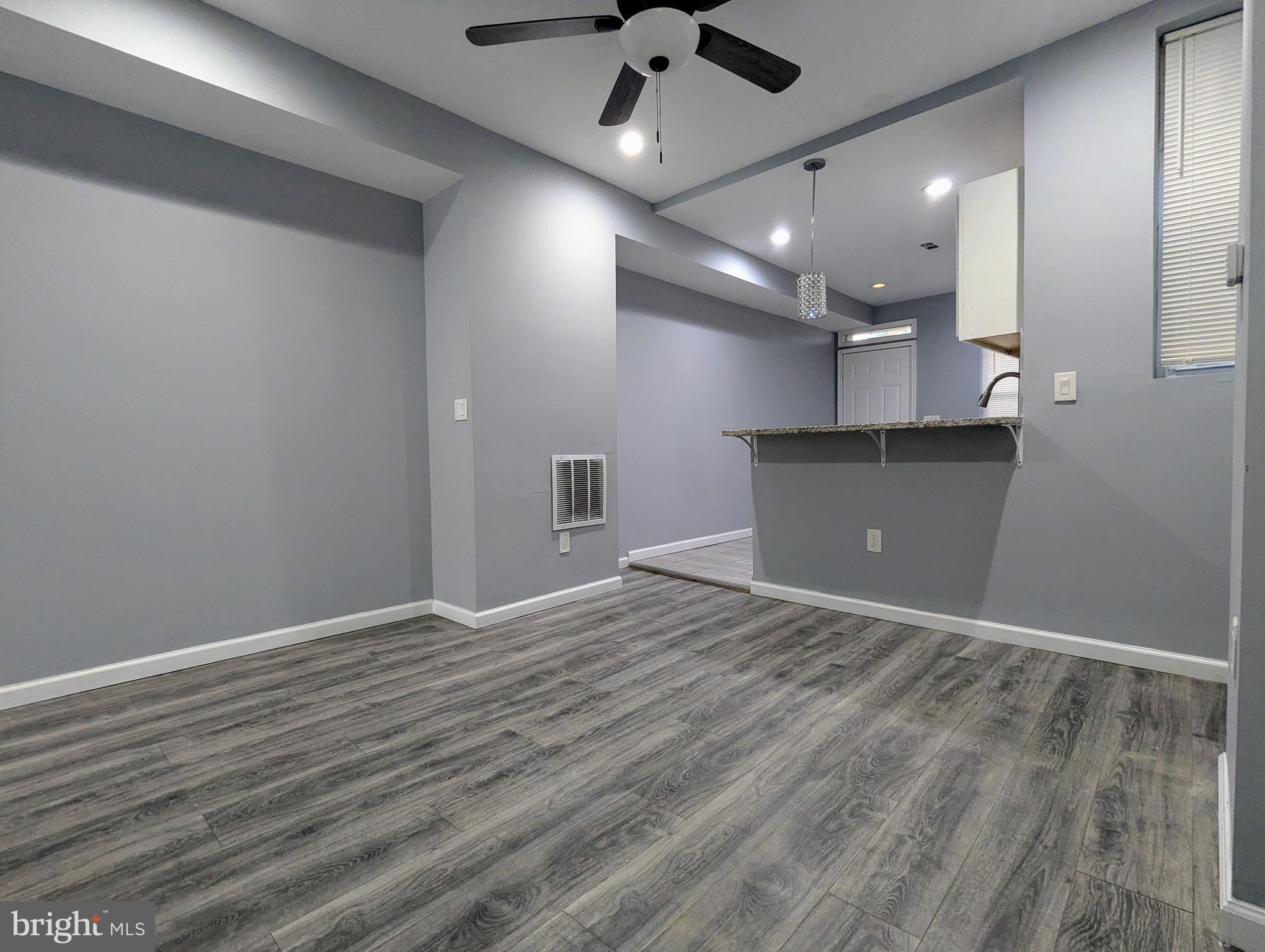 MIDTOWN EDMONDSON - Residential Lease