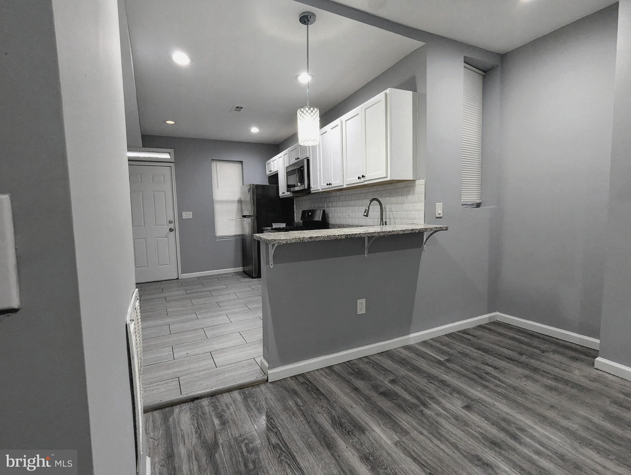 MIDTOWN EDMONDSON - Residential Lease