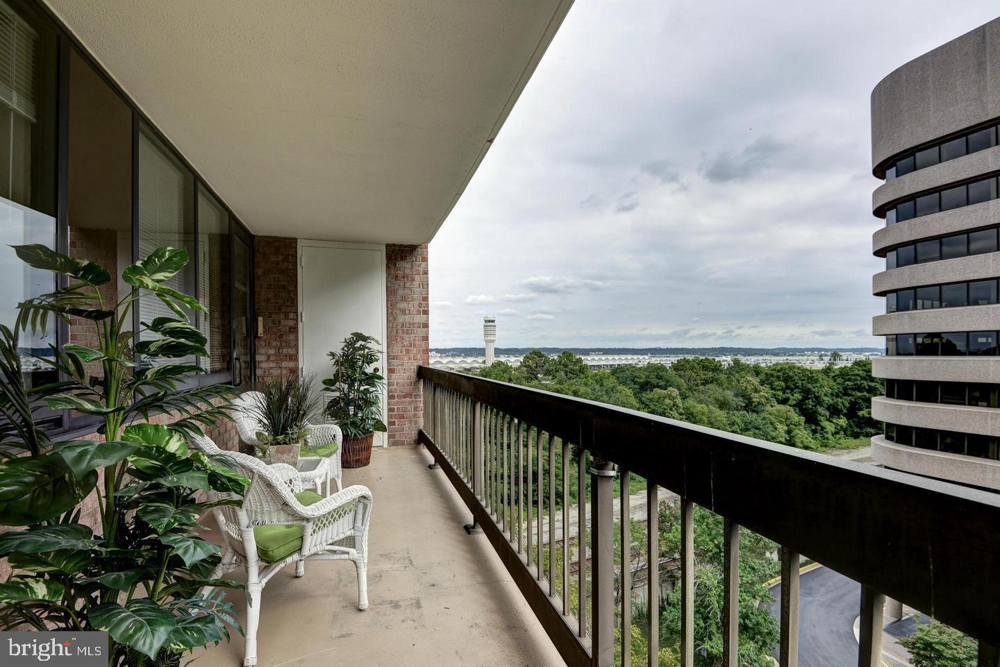 1805 CRYSTAL DRIVE 713S