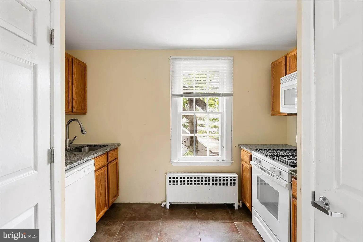 Berlin, New Jersey 08009, United States, 6 Bedrooms Bedrooms, ,Residential,Active,78550