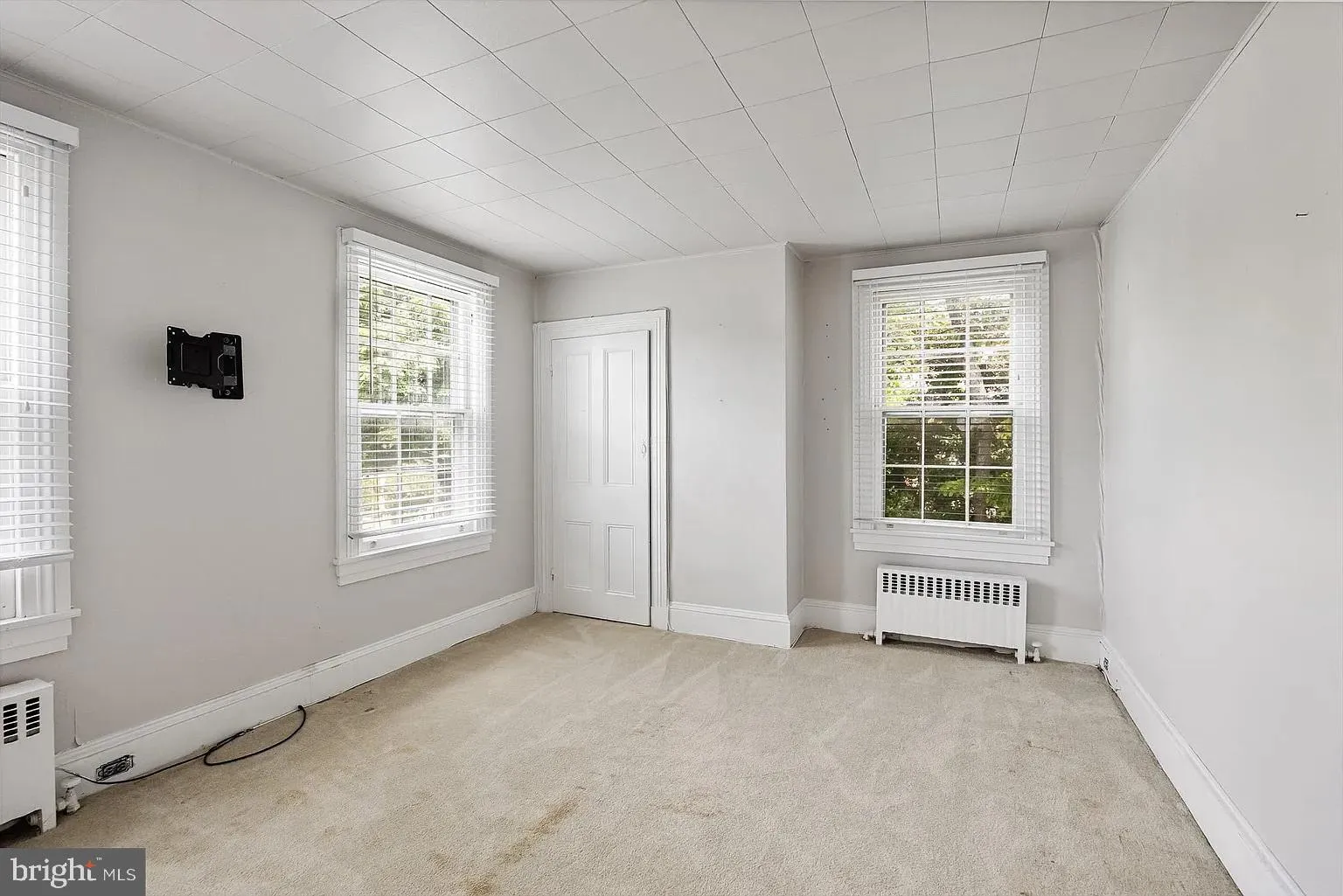 Berlin, New Jersey 08009, United States, 6 Bedrooms Bedrooms, ,Residential,Active,78550