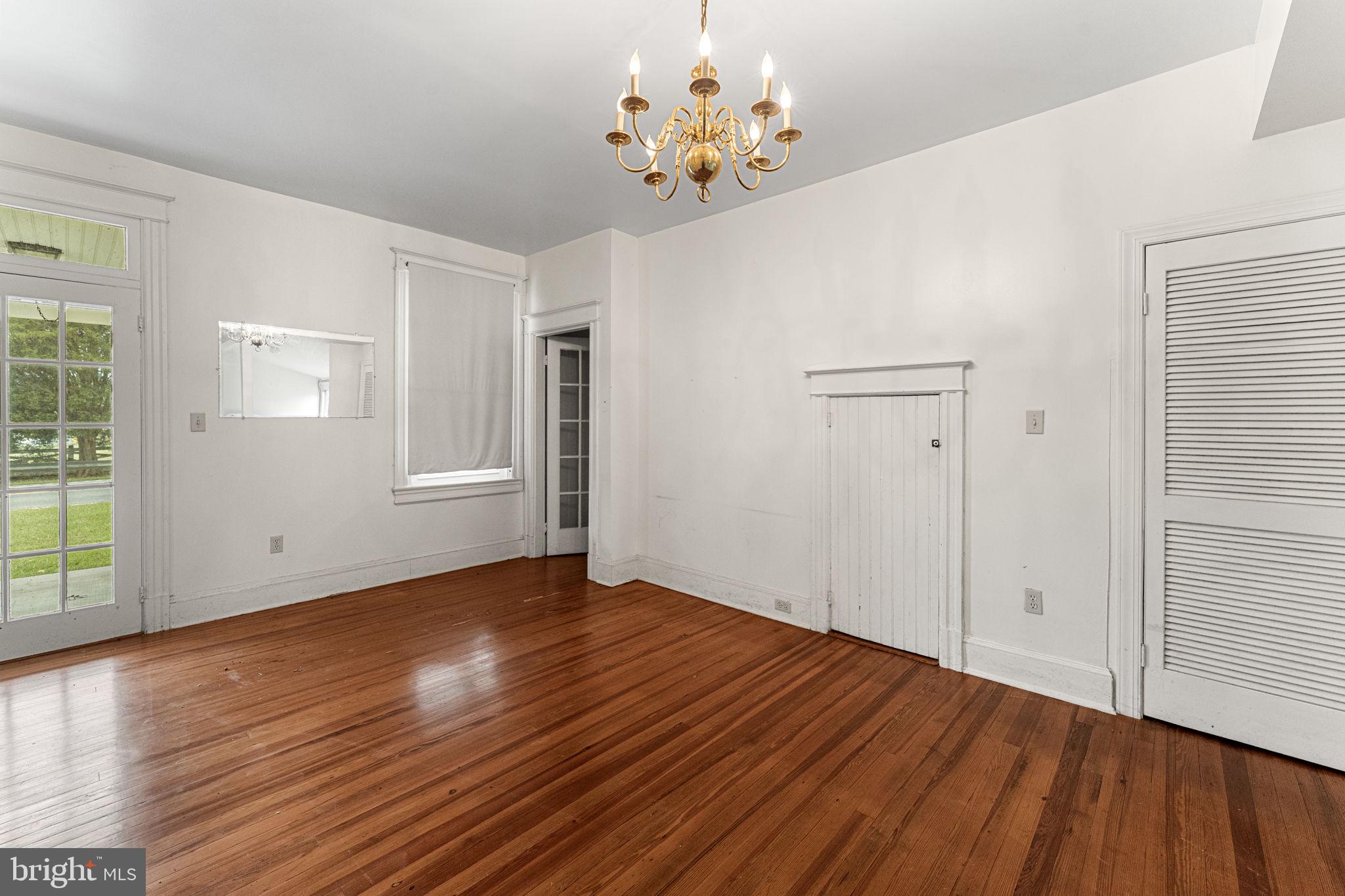 OLDHAMS - Residential