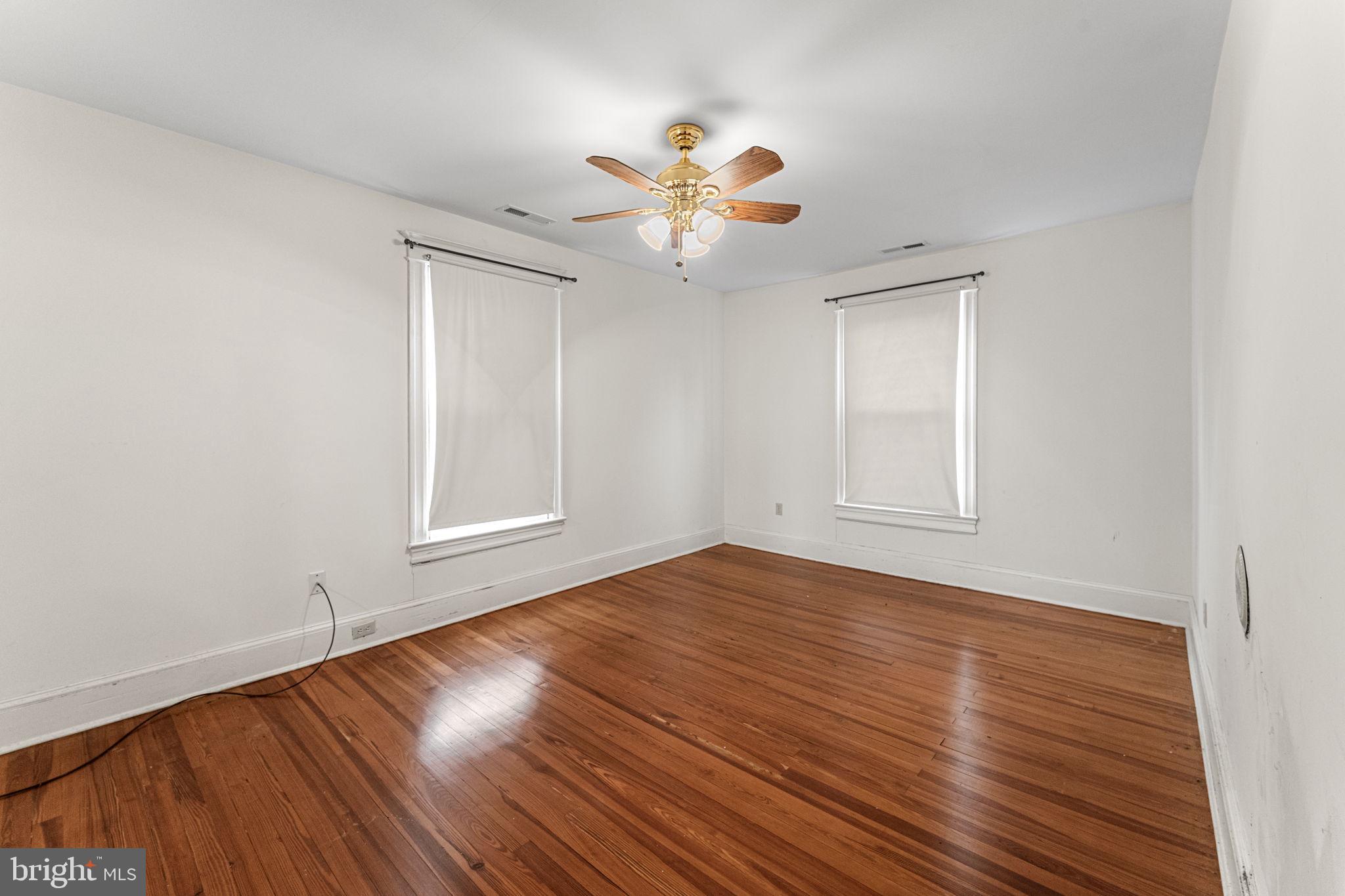 OLDHAMS - Residential