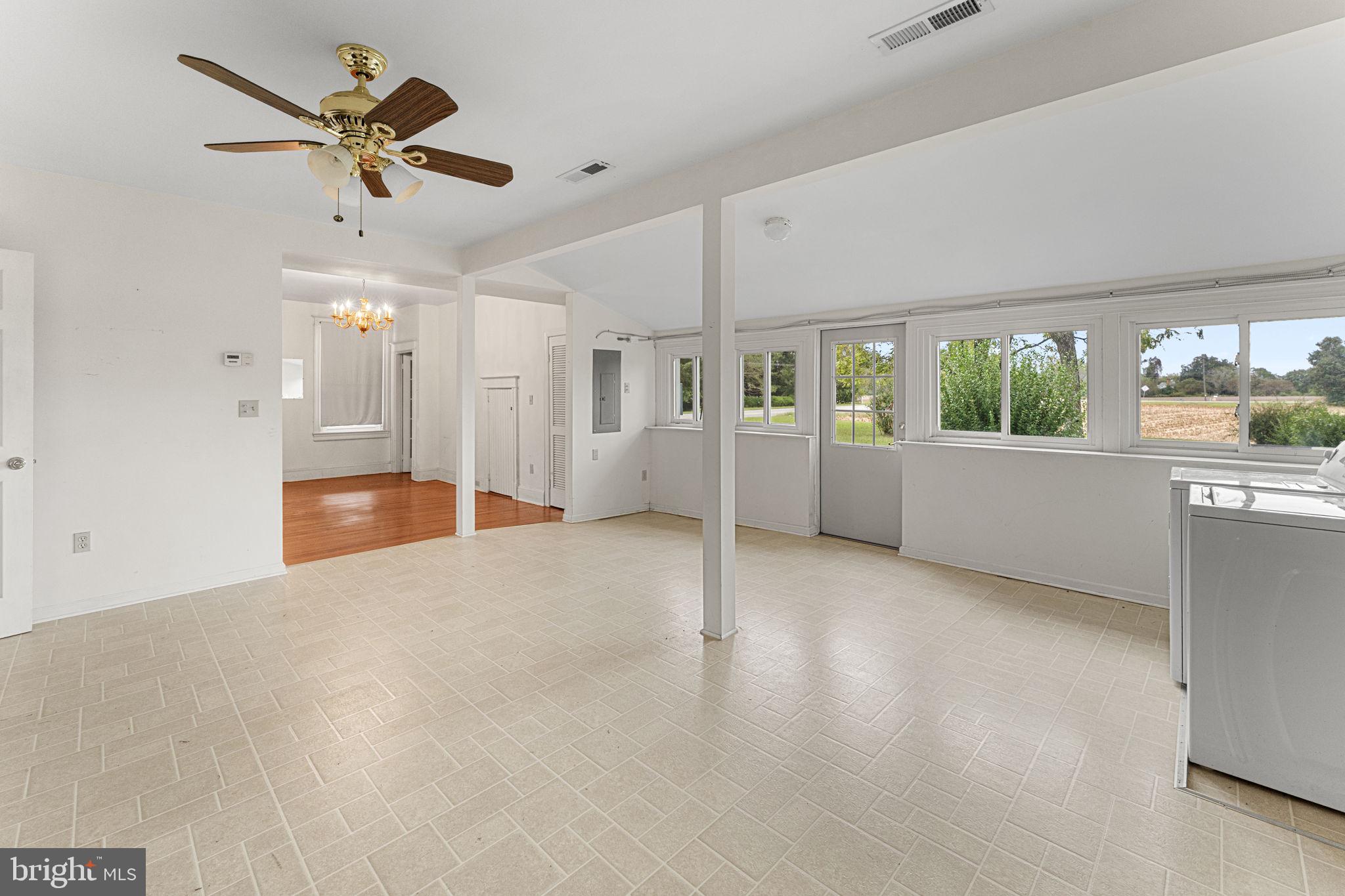 OLDHAMS - Residential