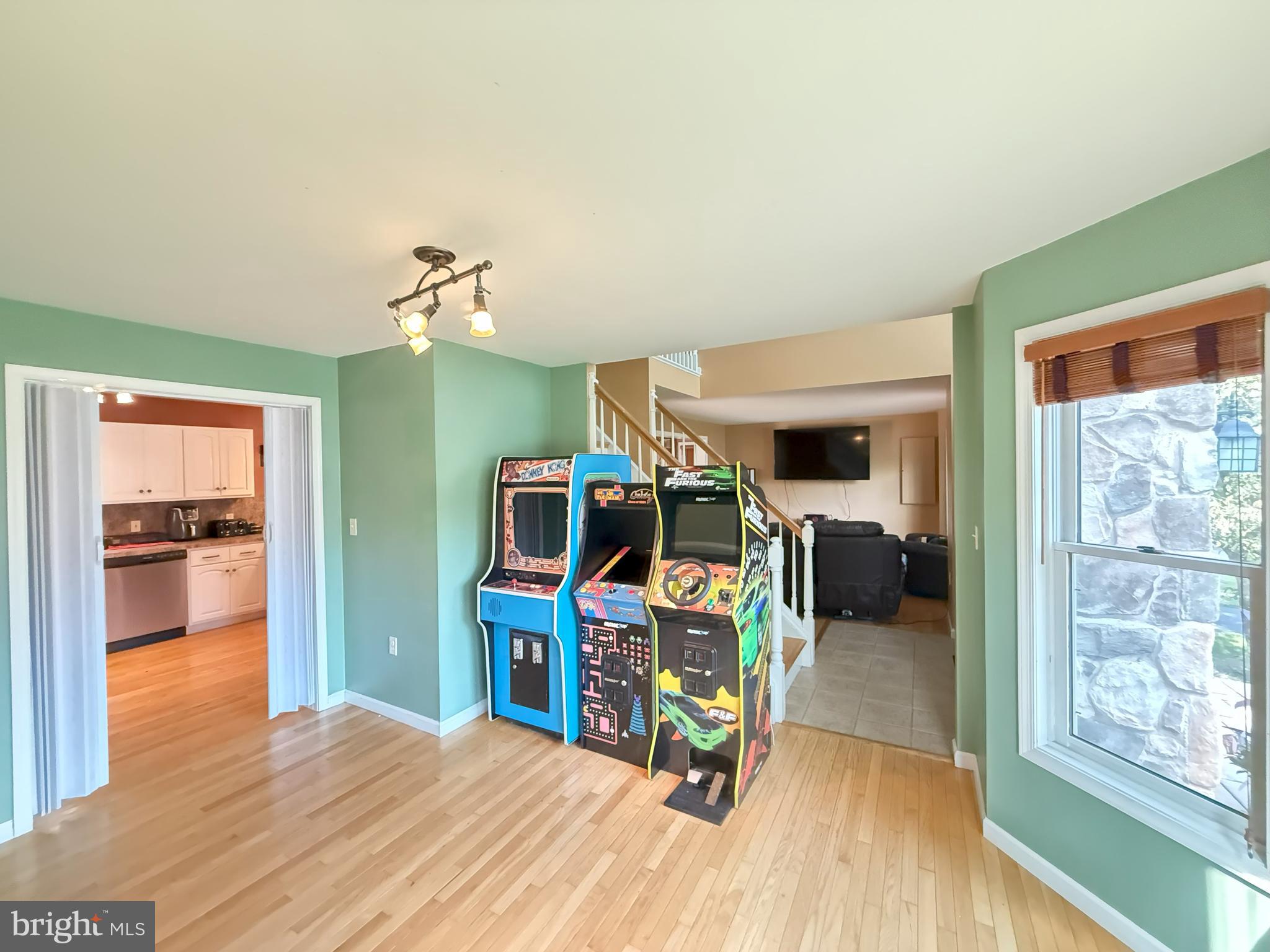 PENN ESTATES - Residential