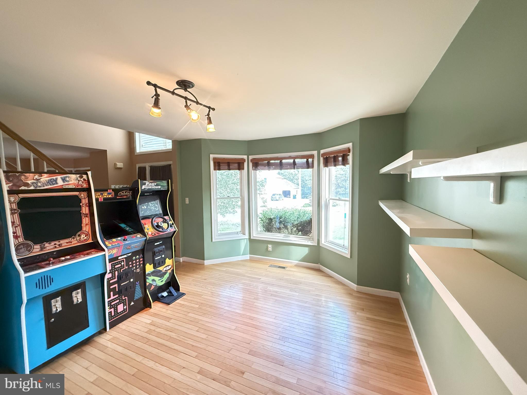 PENN ESTATES - Residential