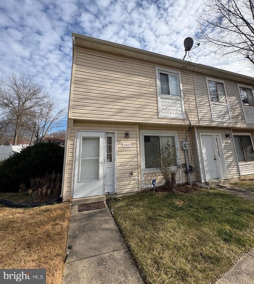 Welcome to 3071 Heathcote Rd This two-level home offers 3 bedrooms, 1 full bath, and a convenient carport, all located in the heart of Waldorf. Enjoy a functional layout with comfortable living space. Great location close to shopping, dining, schools, and major commuter routes, making daily life easy and accessible. A solid opportunity for buyers looking to get into a well-located home with plenty of potential.