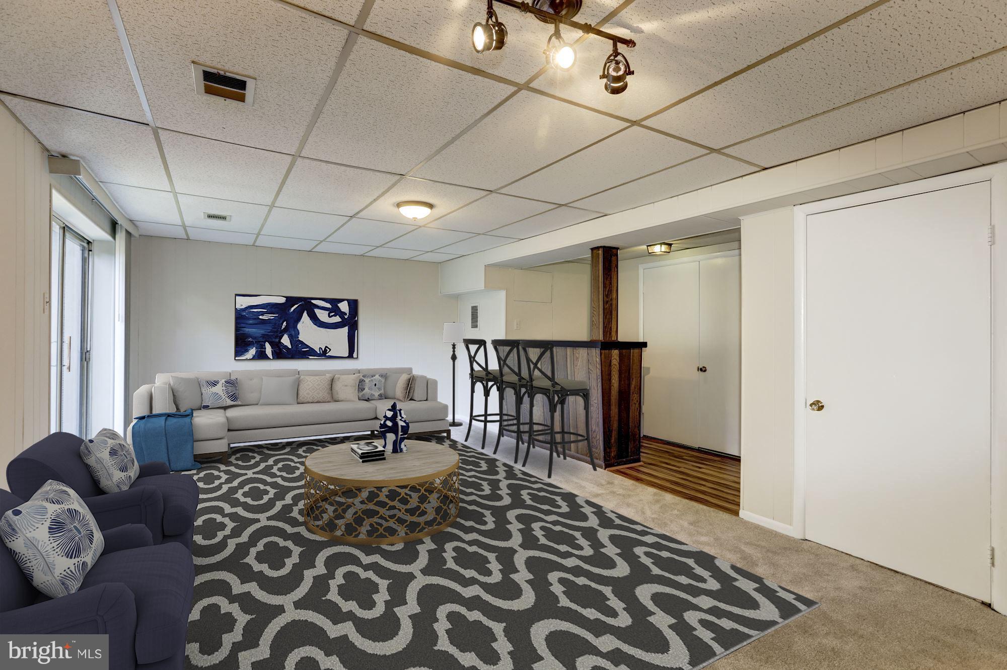 LAKE BRADDOCK - Residential