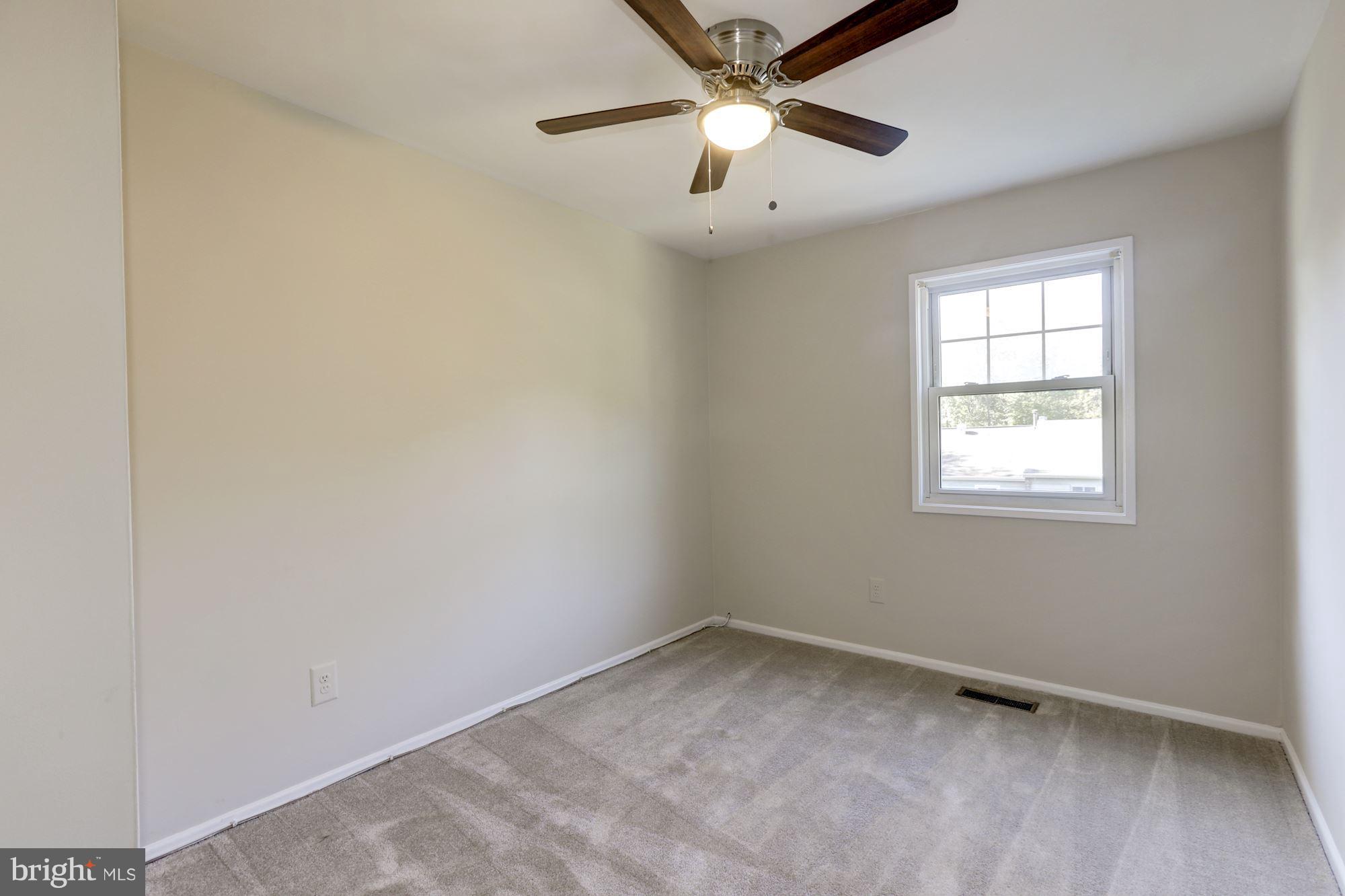 LAKE BRADDOCK - Residential