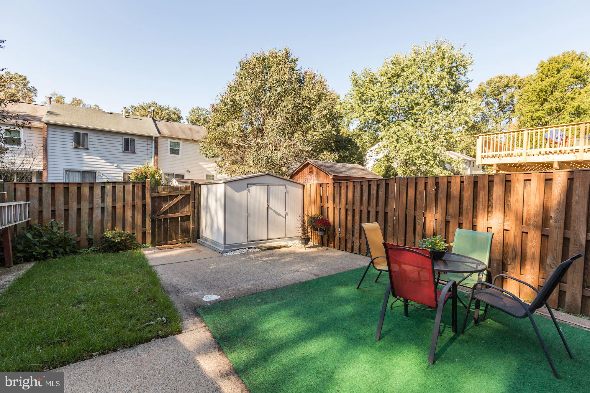 LAKE BRADDOCK - Residential