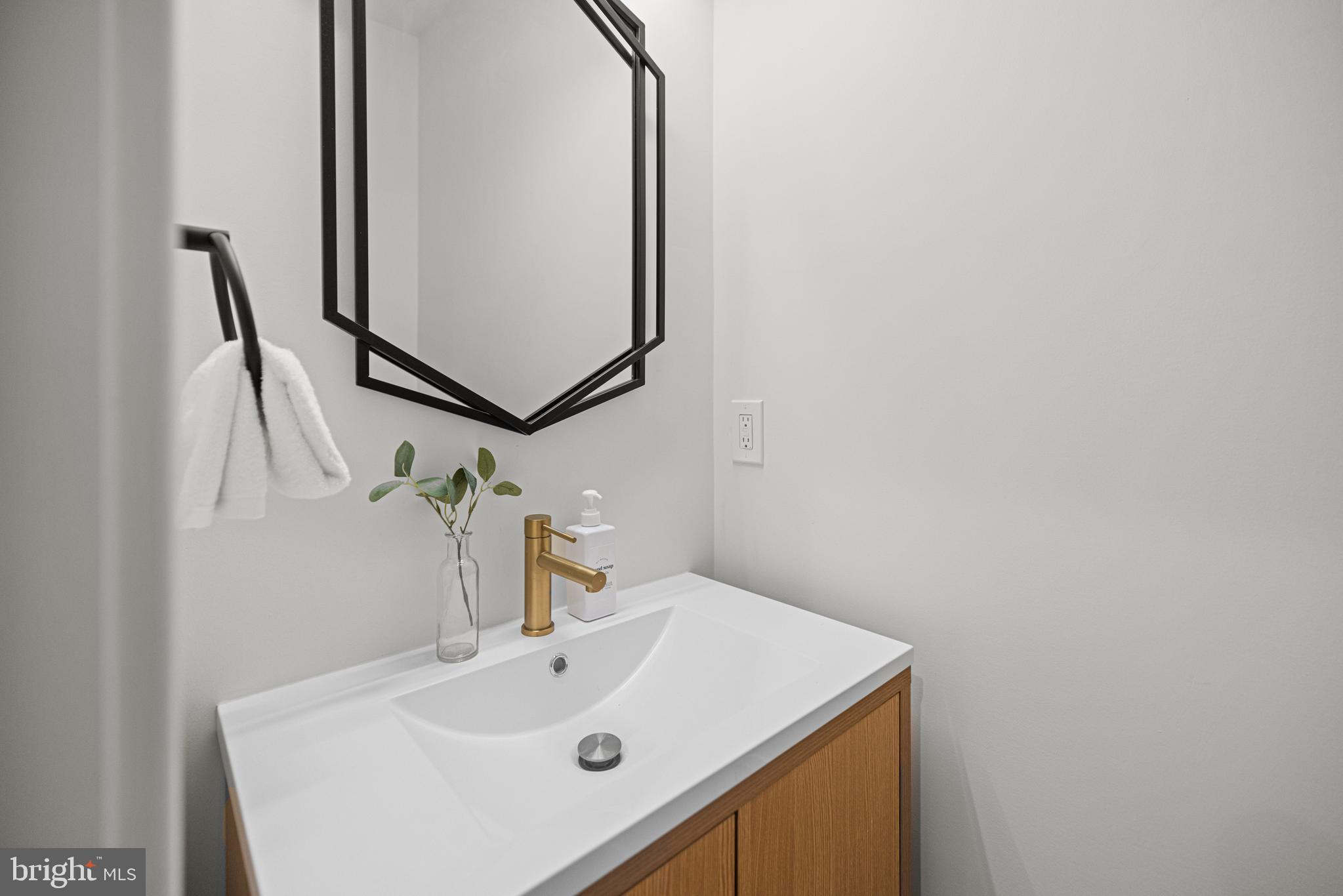 ALNOR HEIGHTS - Residential