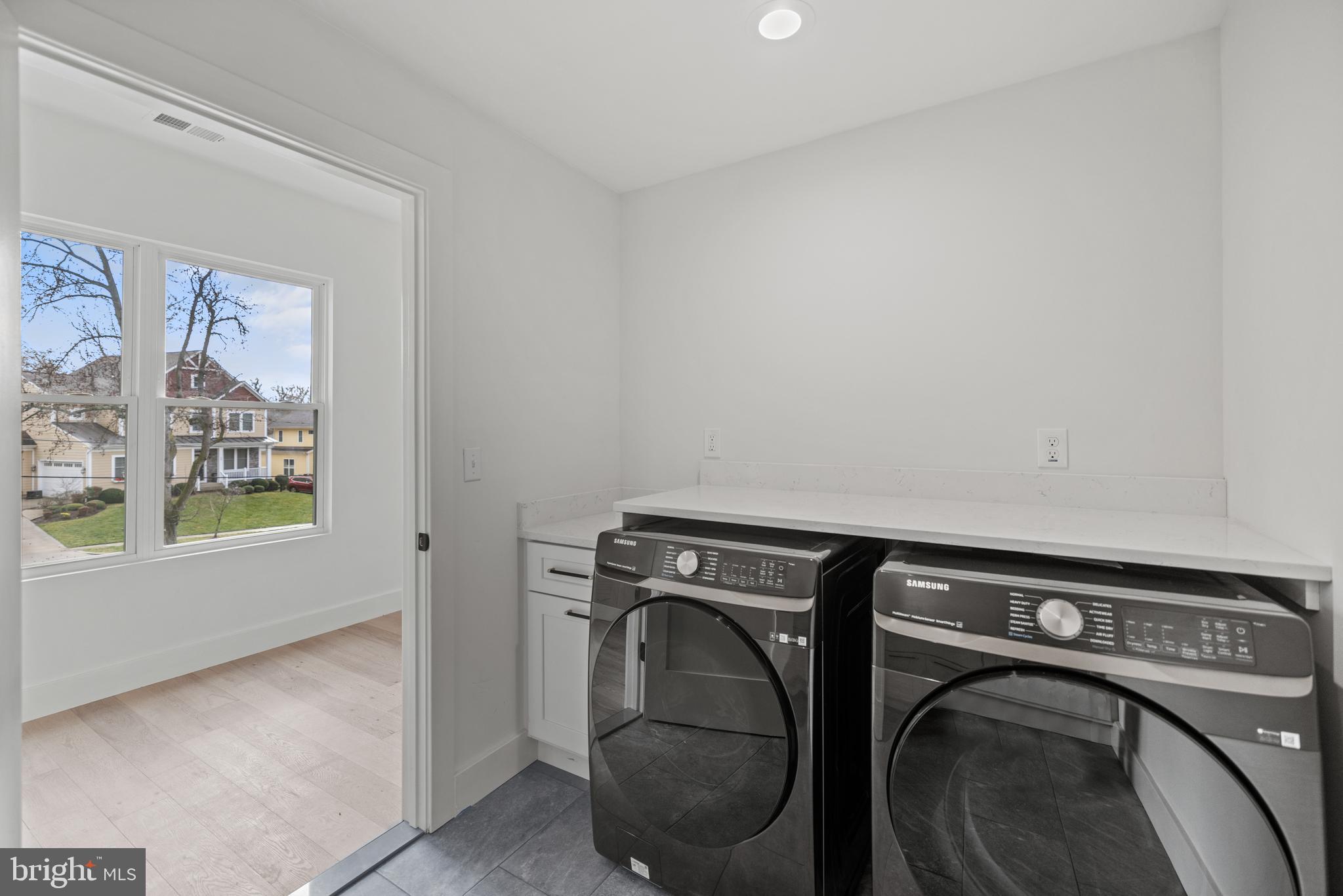 ALNOR HEIGHTS - Residential