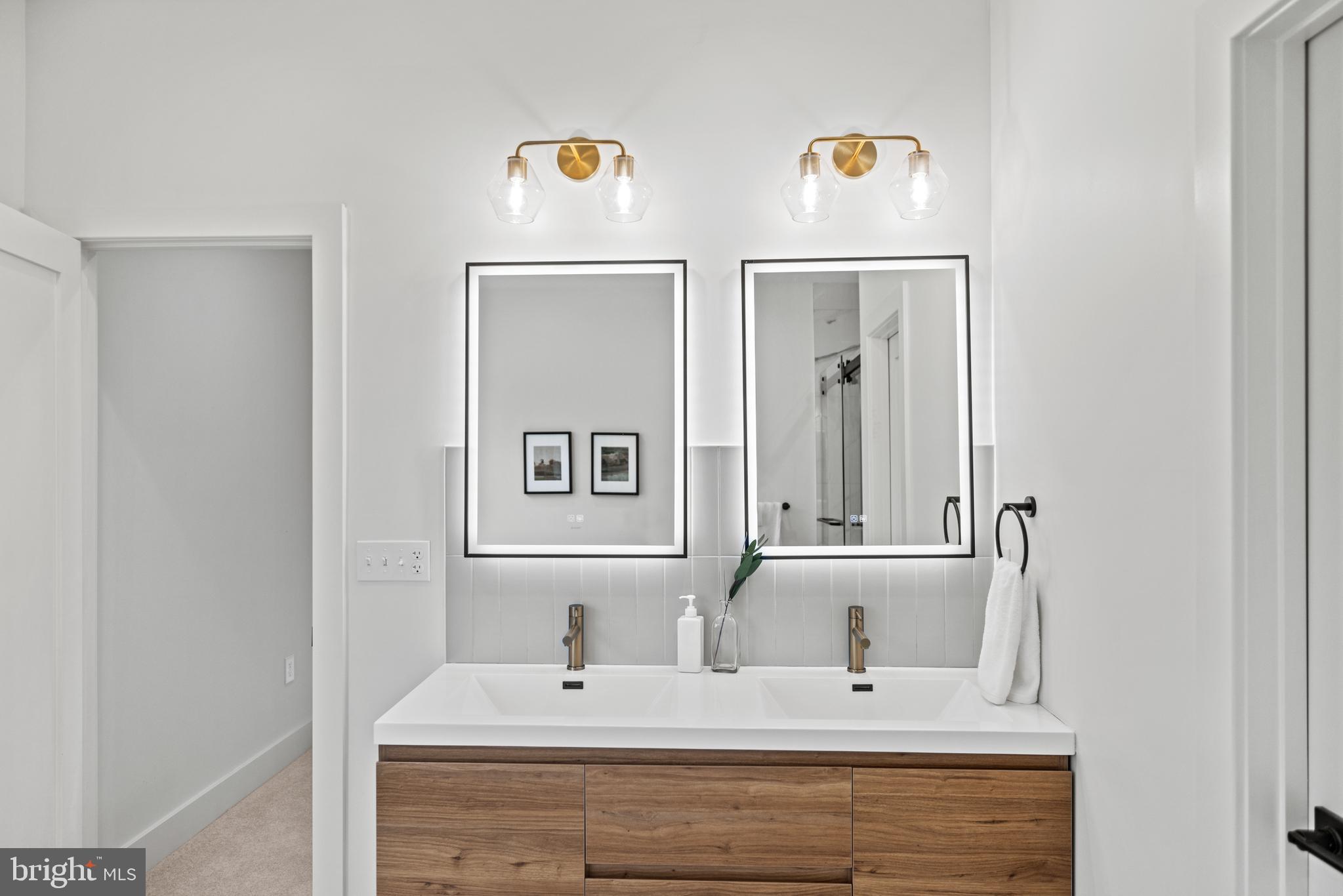 ALNOR HEIGHTS - Residential