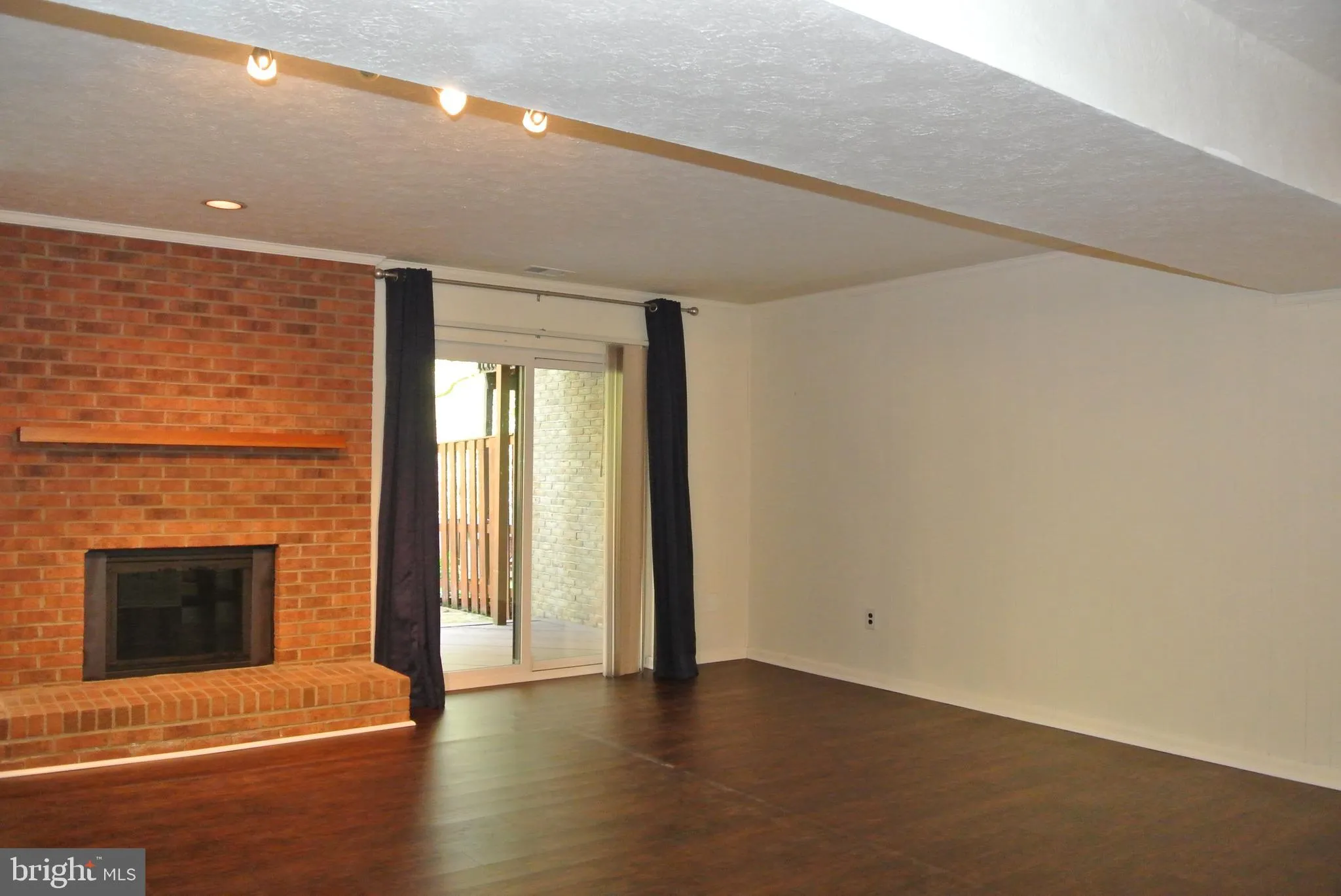 Lutherville Timonium, Maryland 21093, United States, 3 Bedrooms Bedrooms, ,4 BathroomsBathrooms,Residential,Active,119768