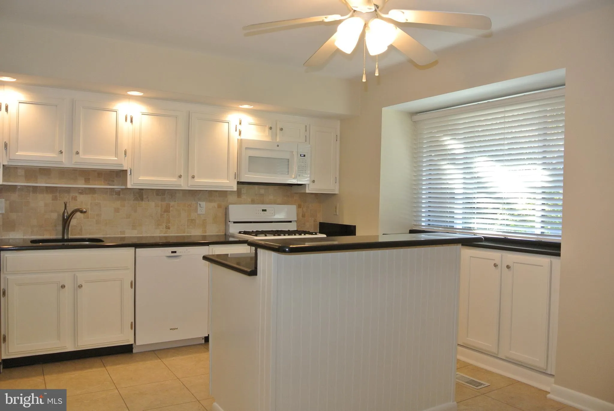 Lutherville Timonium, Maryland 21093, United States, 3 Bedrooms Bedrooms, ,4 BathroomsBathrooms,Residential,Active,119768