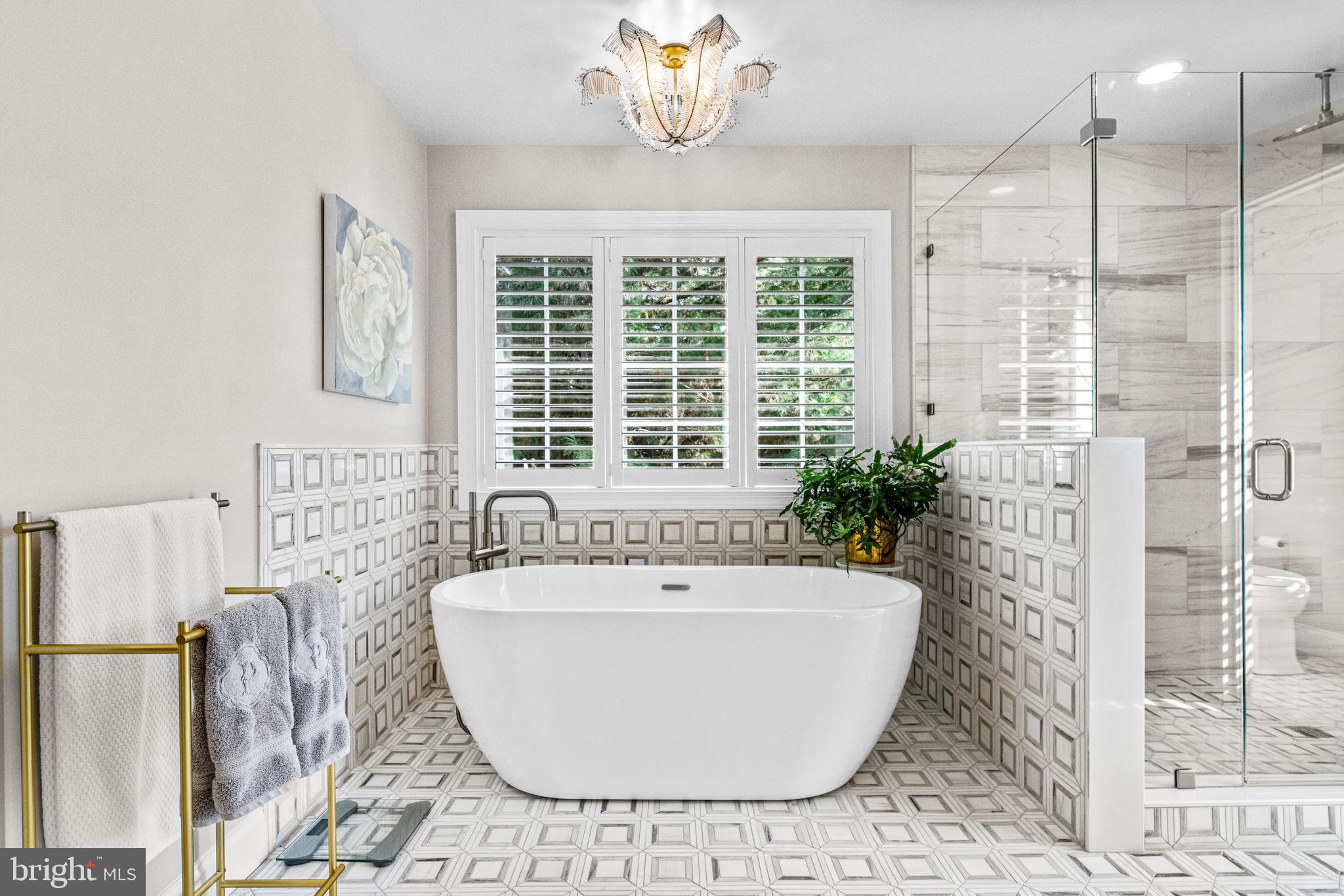 WHITEGATE - Residential