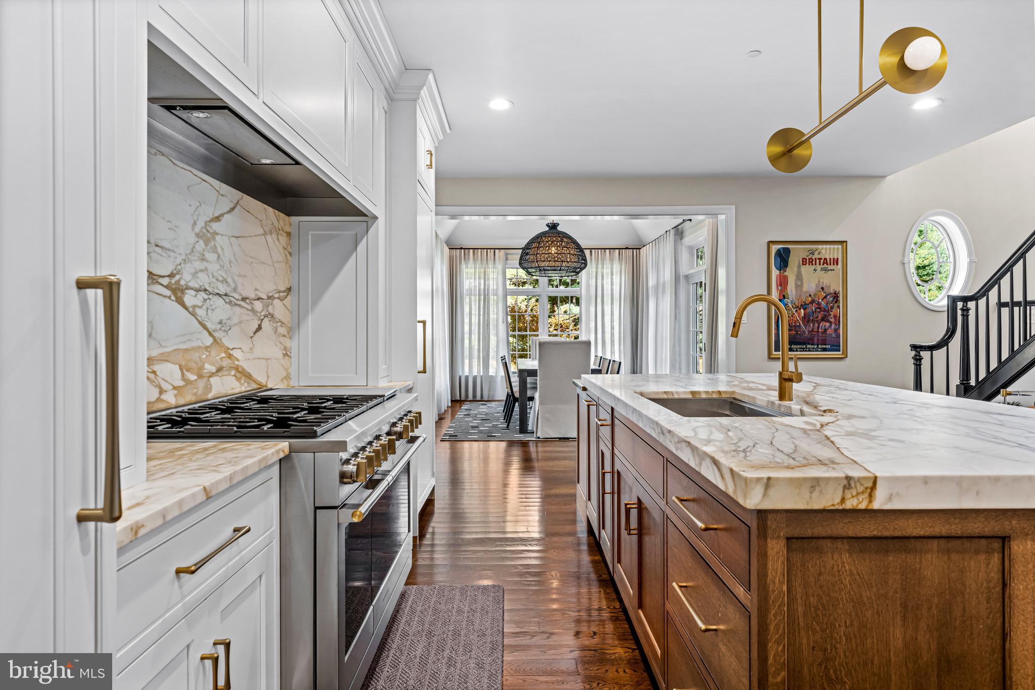 WHITEGATE - Residential