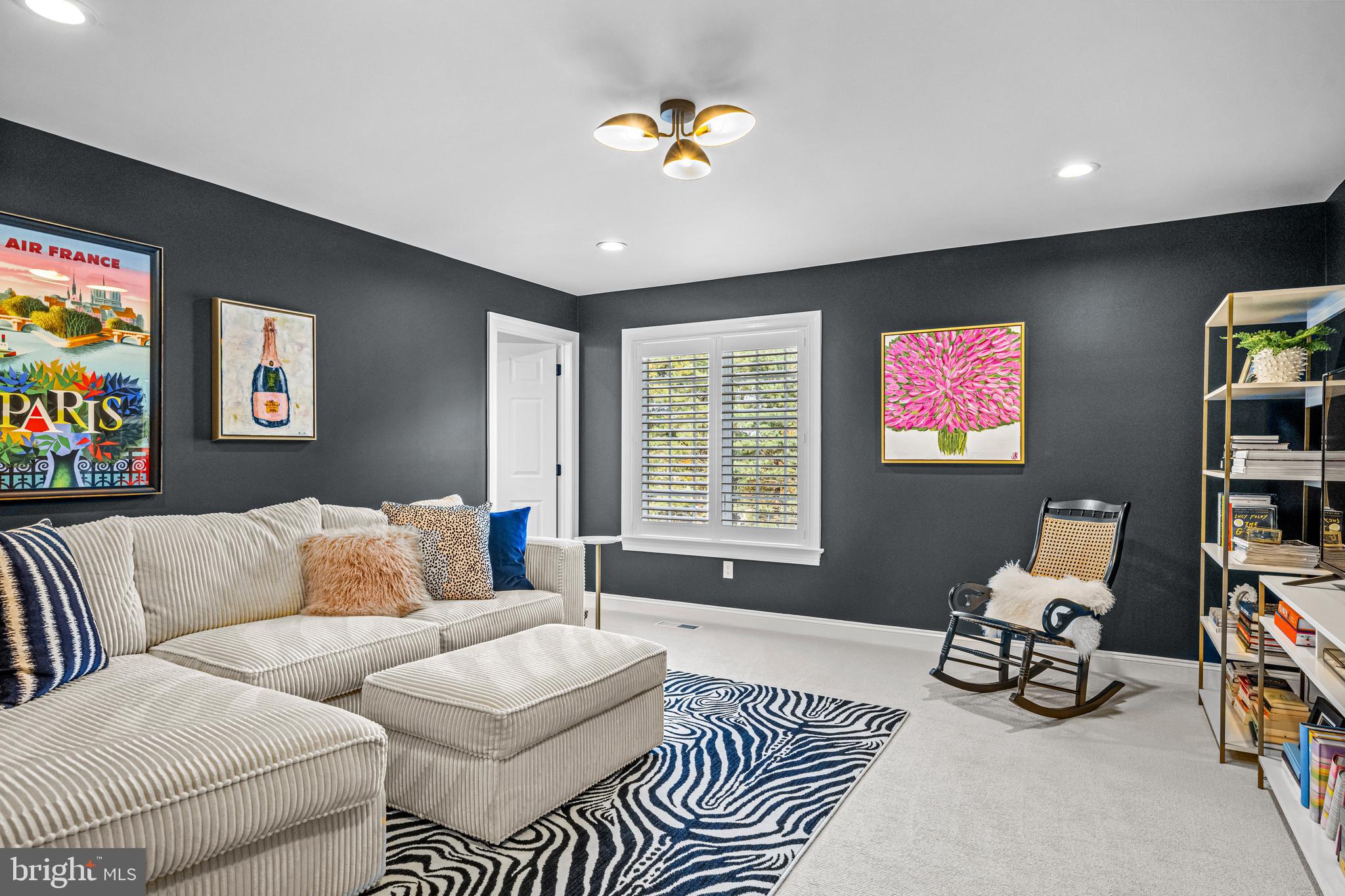 WHITEGATE - Residential