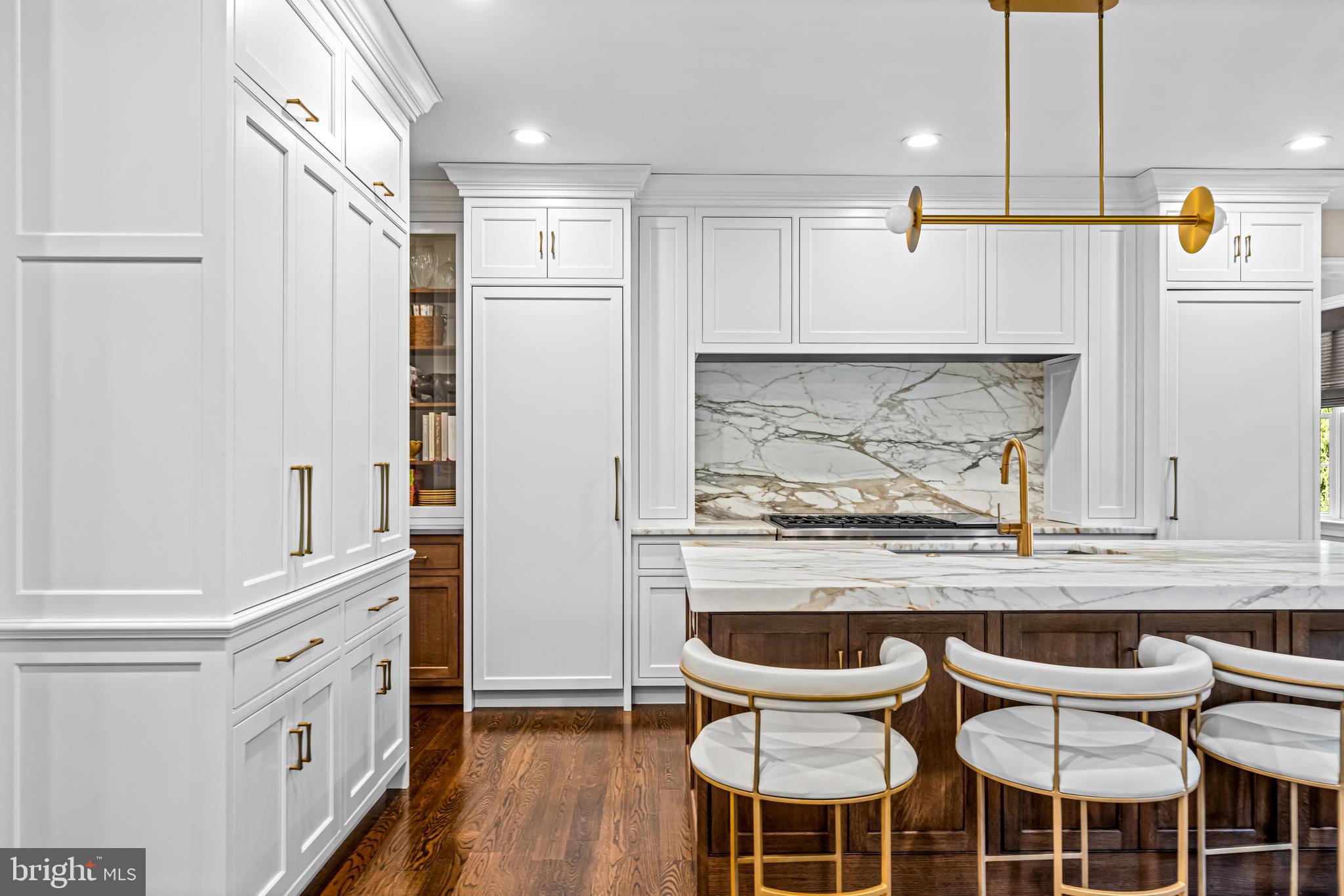 WHITEGATE - Residential