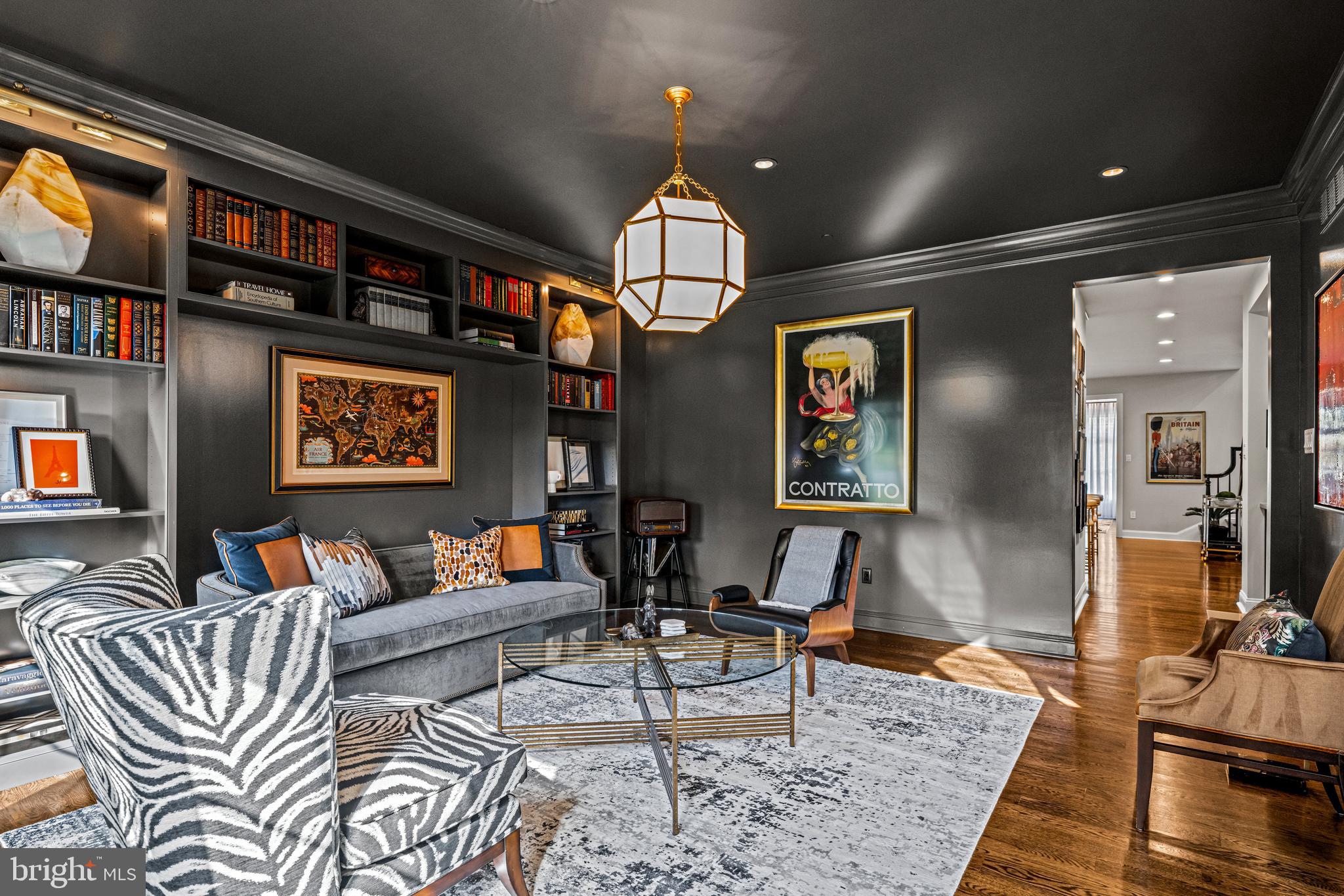 WHITEGATE - Residential